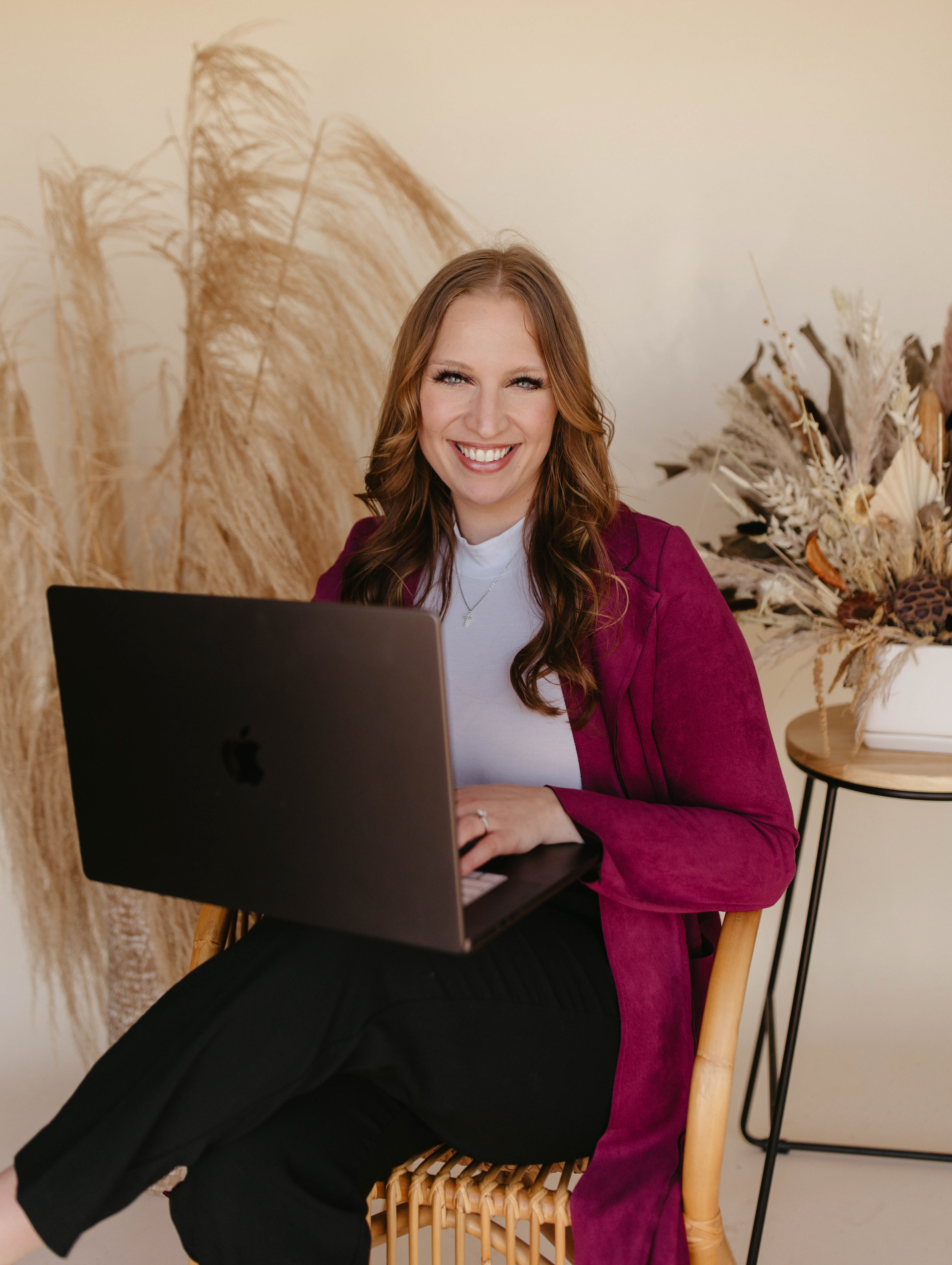 I strictly use Mac - it's the best when using my favorite Adobe tools!