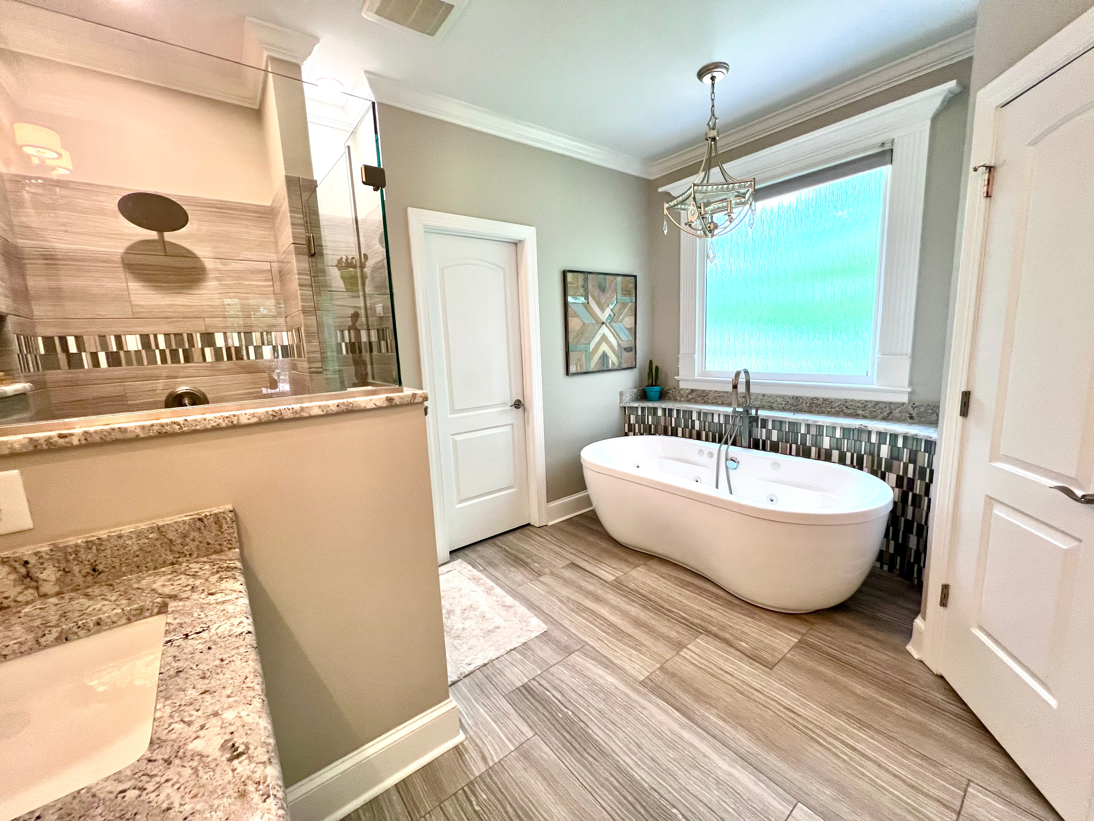 Large primary bath
