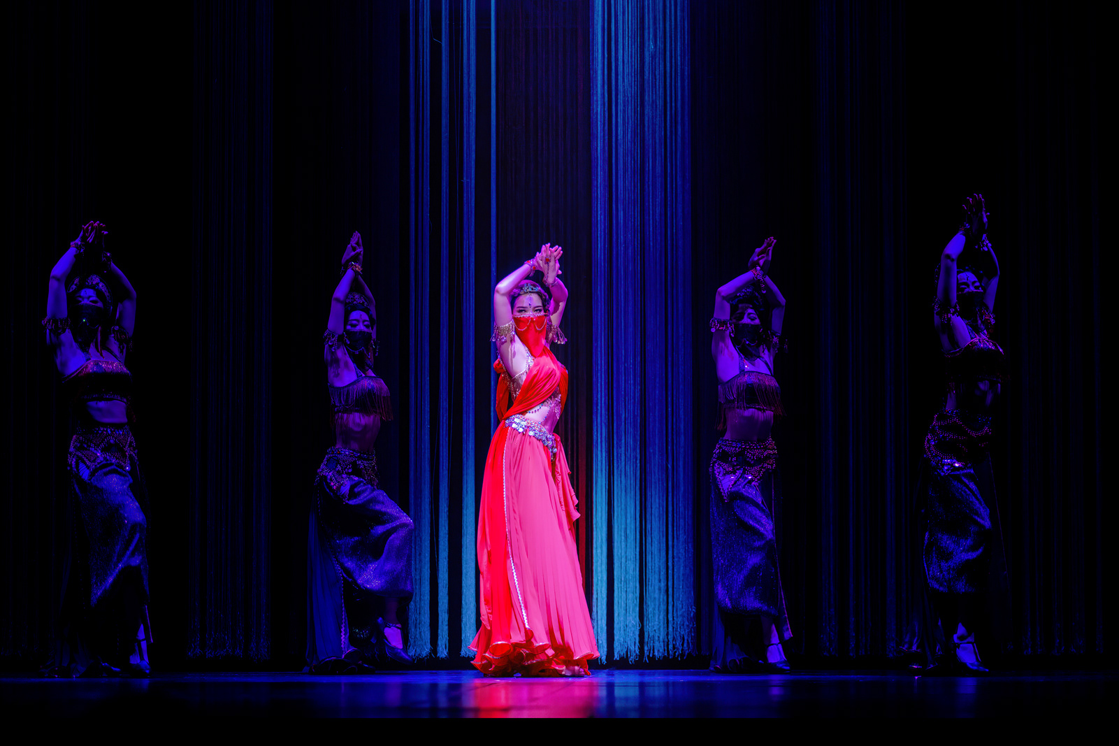 SOLAR(MAMAMOO). 2022. Charlotte Theater