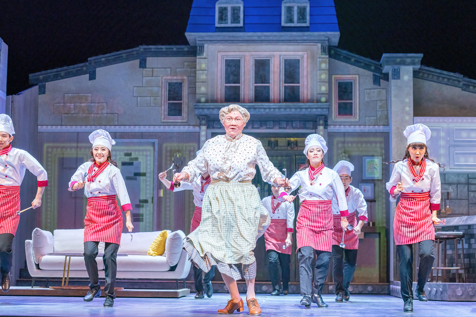 정성화. 2022. Charlotte Theater