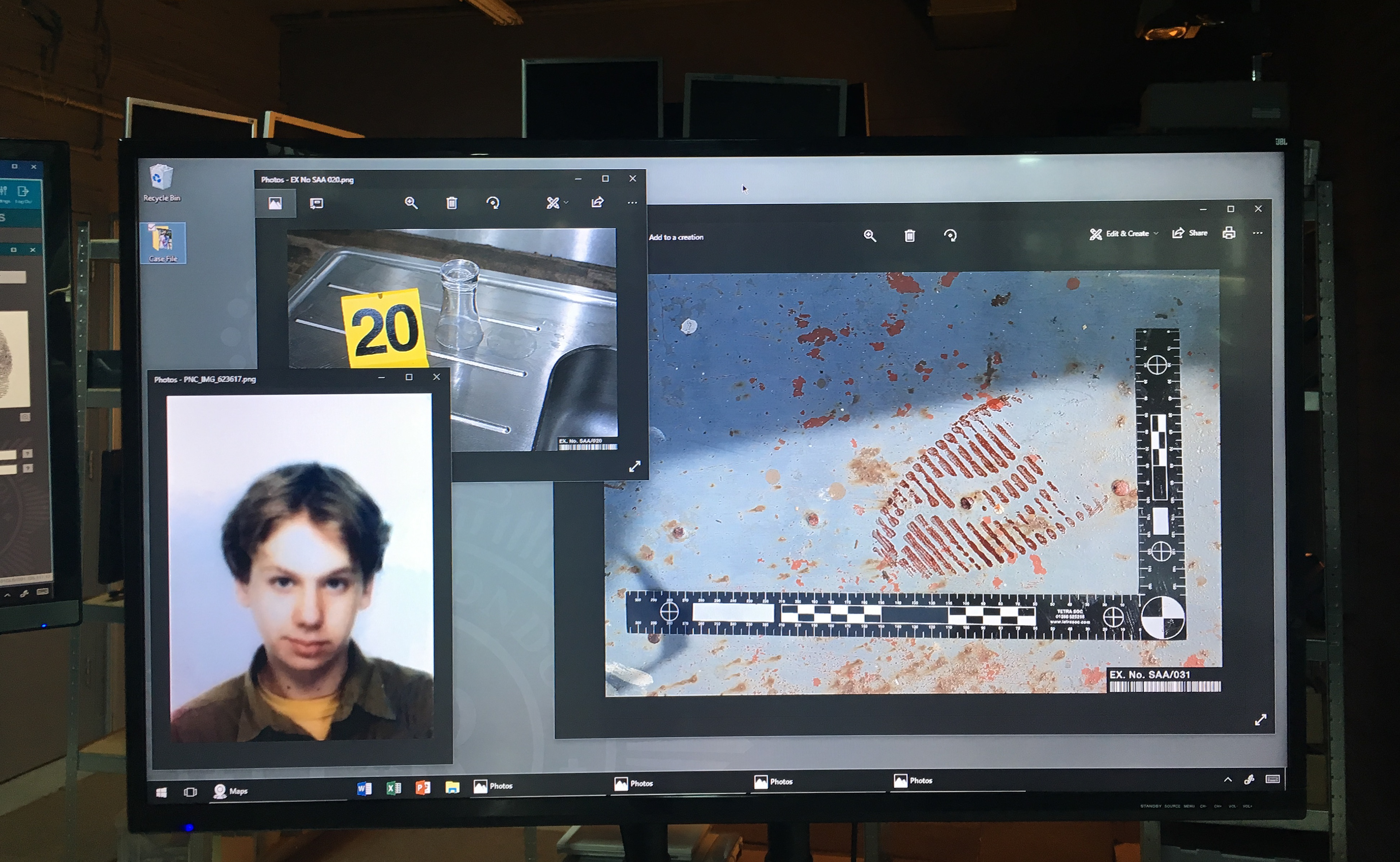With Permission of PP, displayed Crime Scene on real Desktop UI