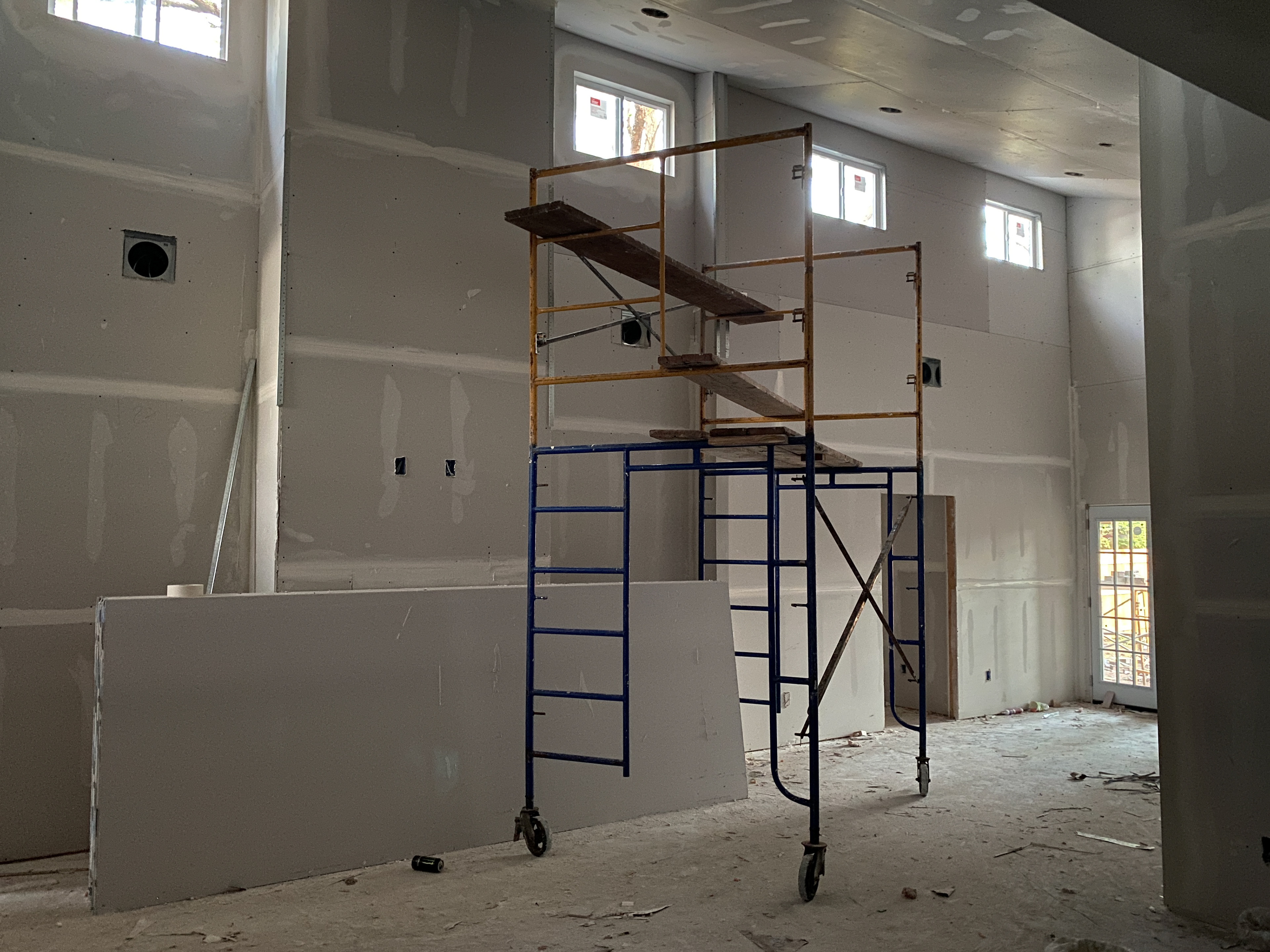 View to the fireplace