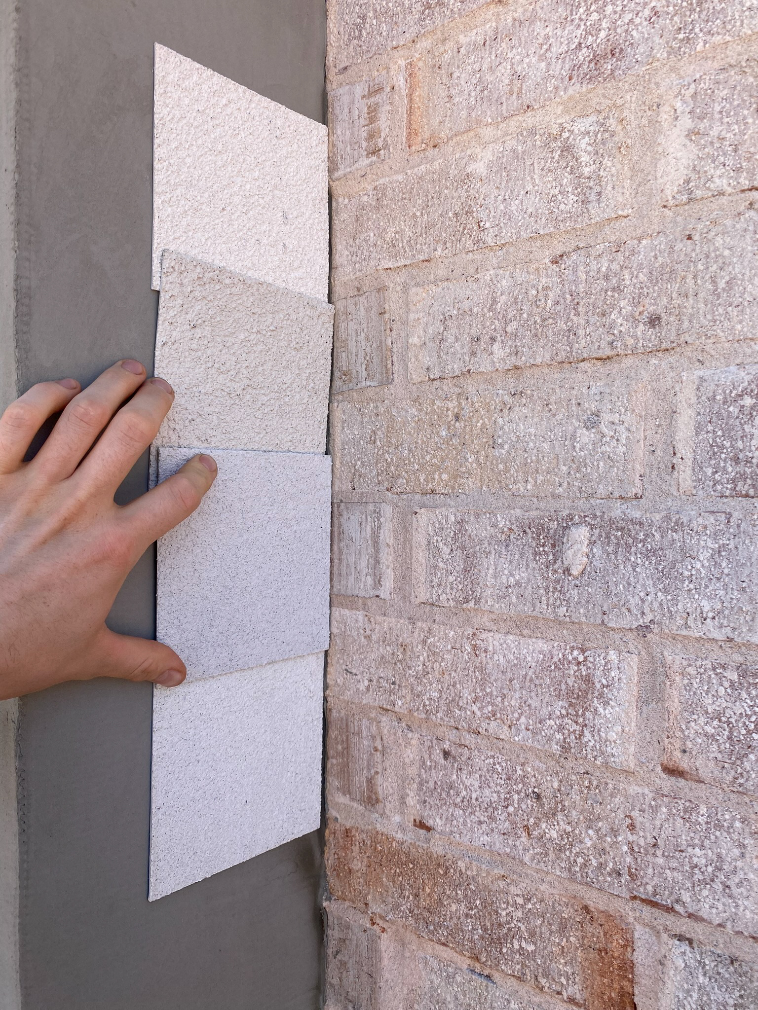 SAMPLING THE STUCCO COLOUR