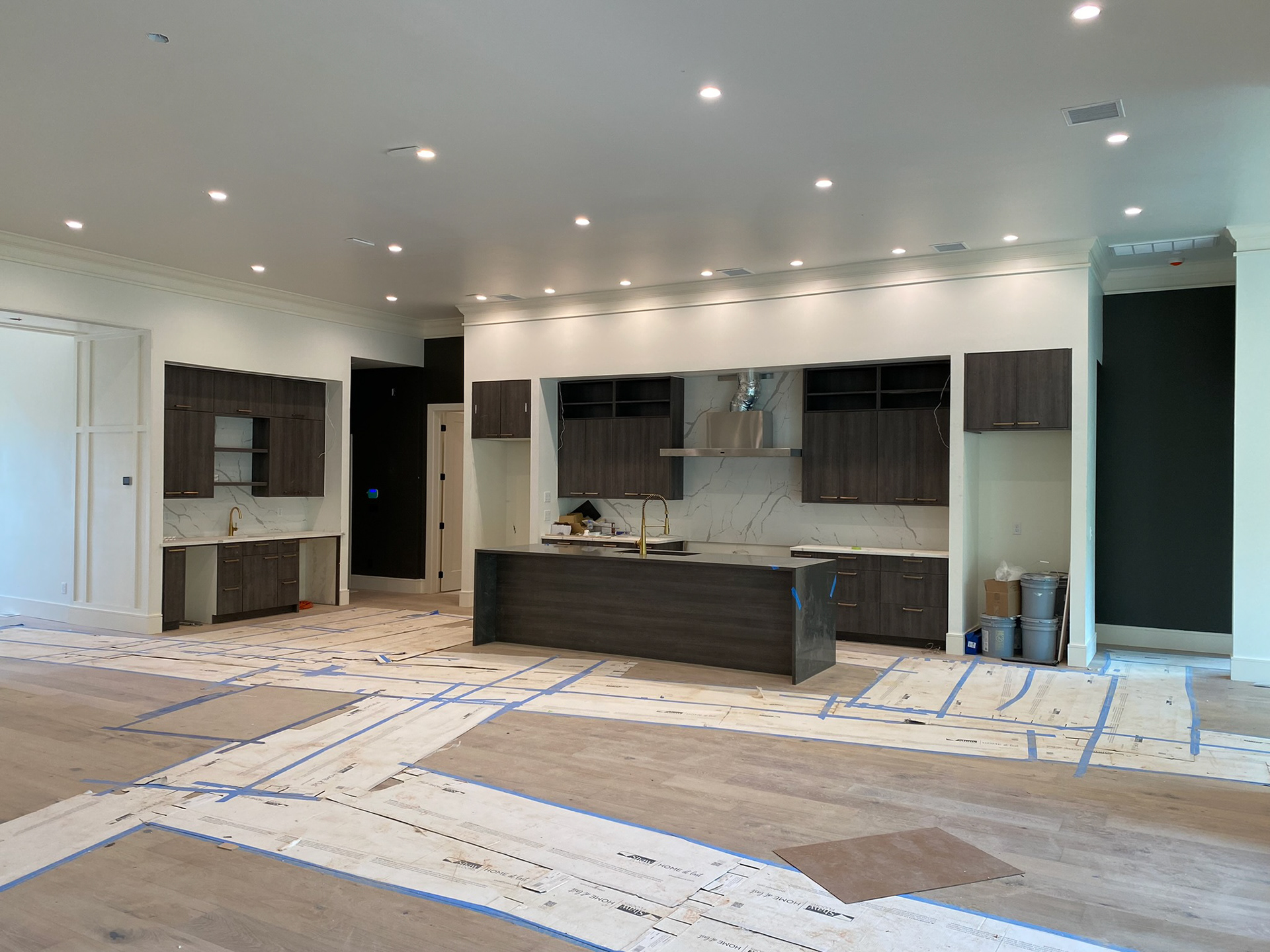 Kitchen and bar areas 