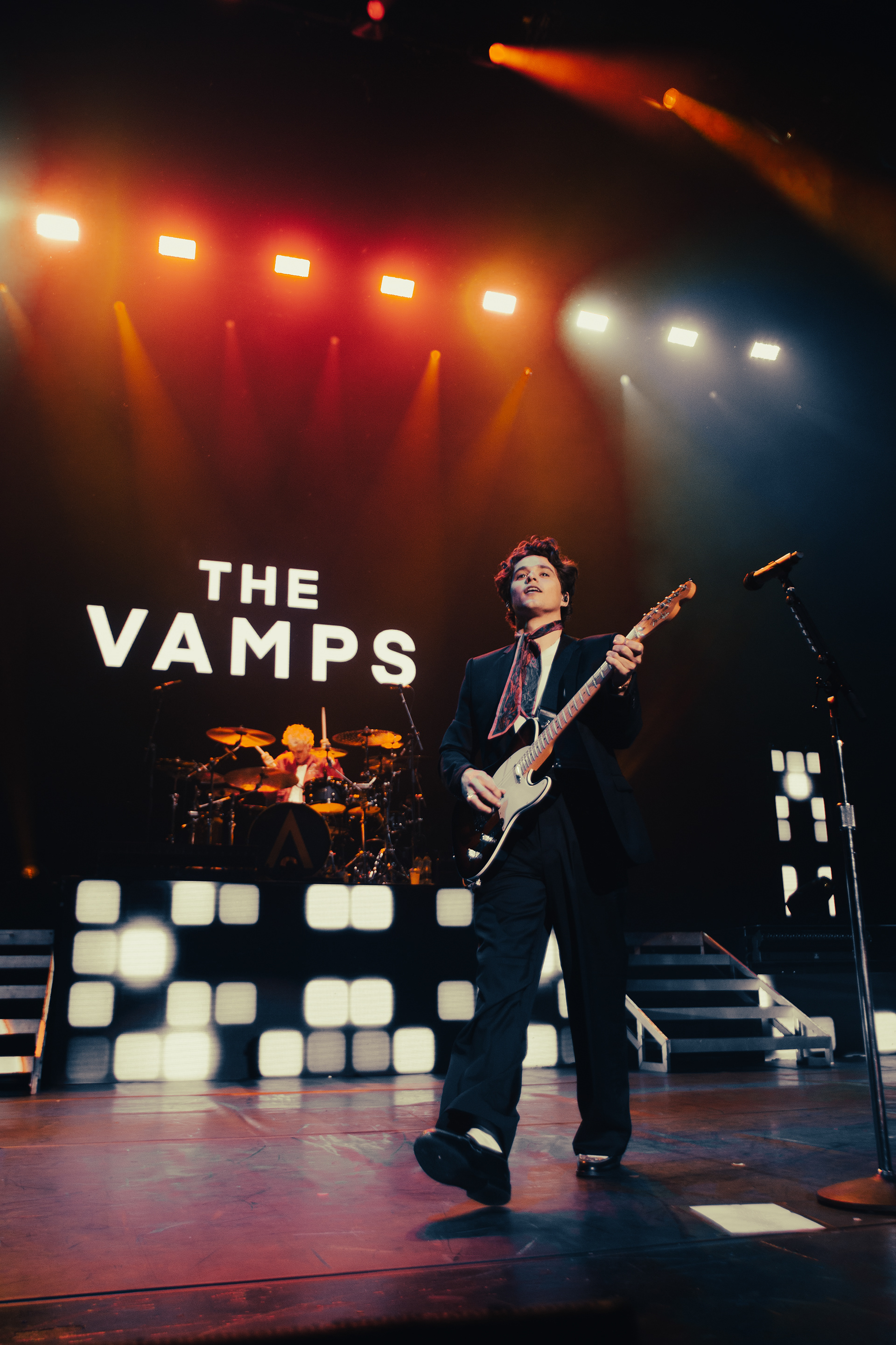 THE VAMPS