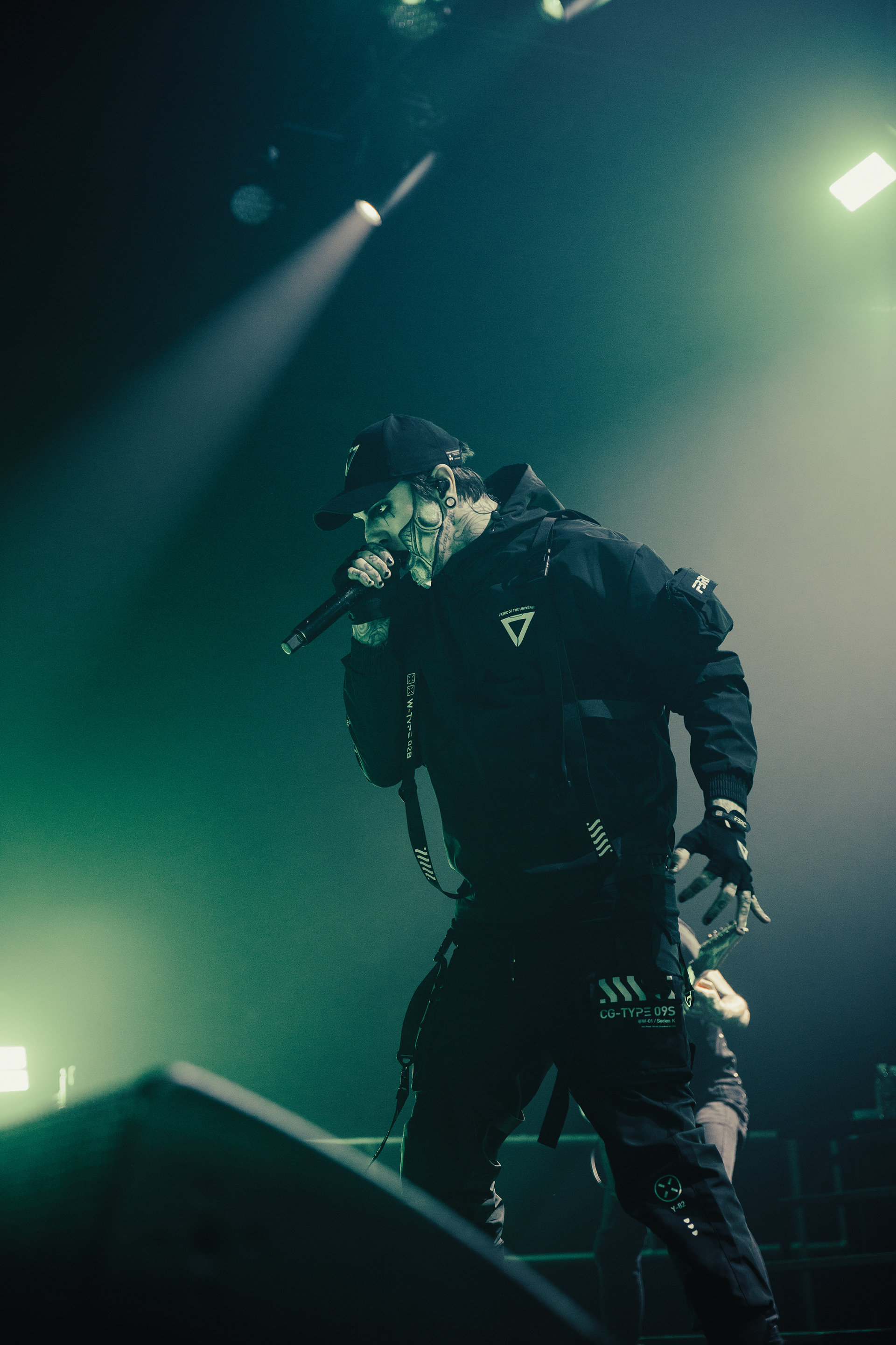 MOTIONLESS IN WHITE