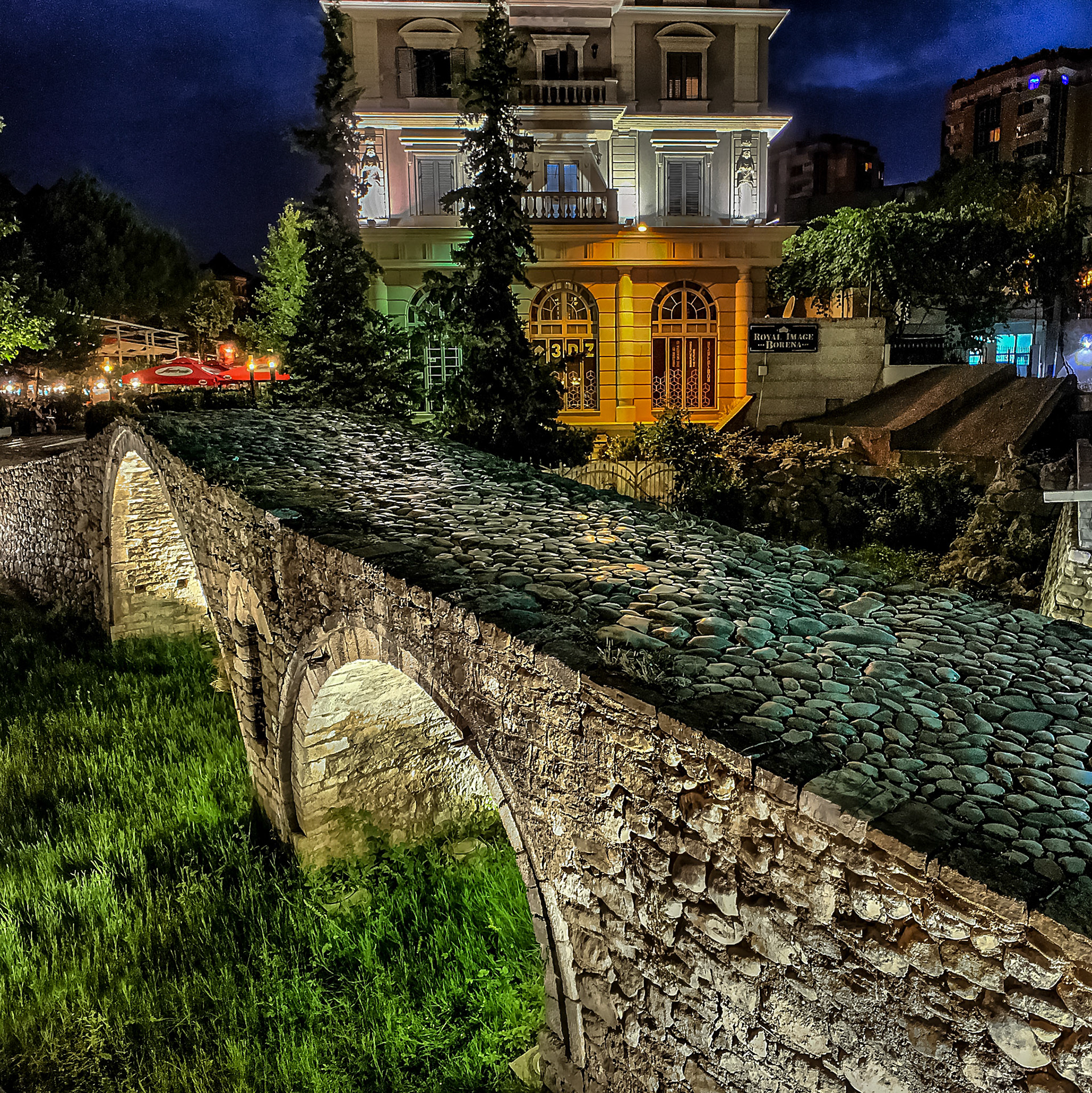 A stone bridge in the middle of nowhere?