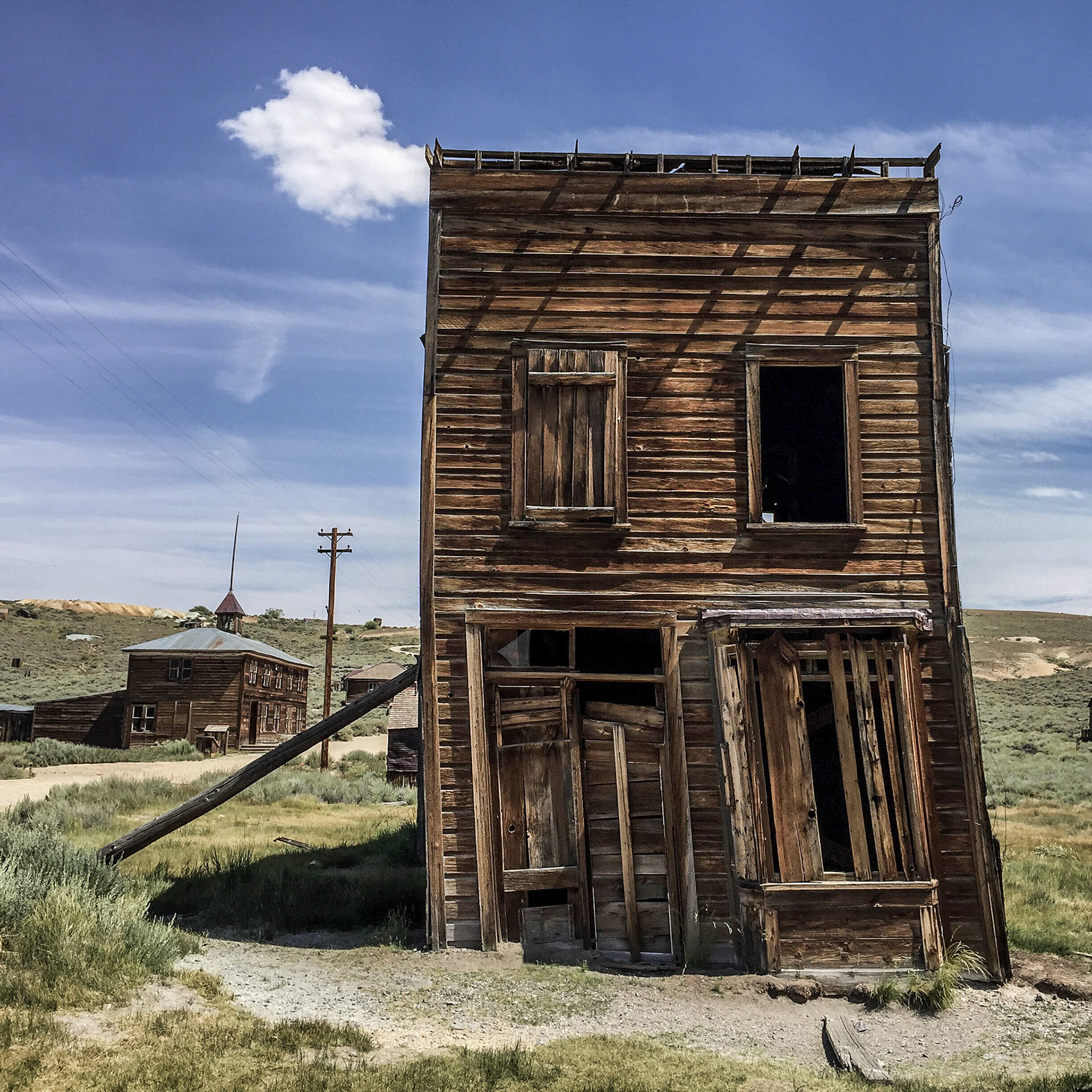 Bodie is a fascinating ghost town in California. It has been preserved in arrested decay since the 1940s. Allegedly, this was a former hotel