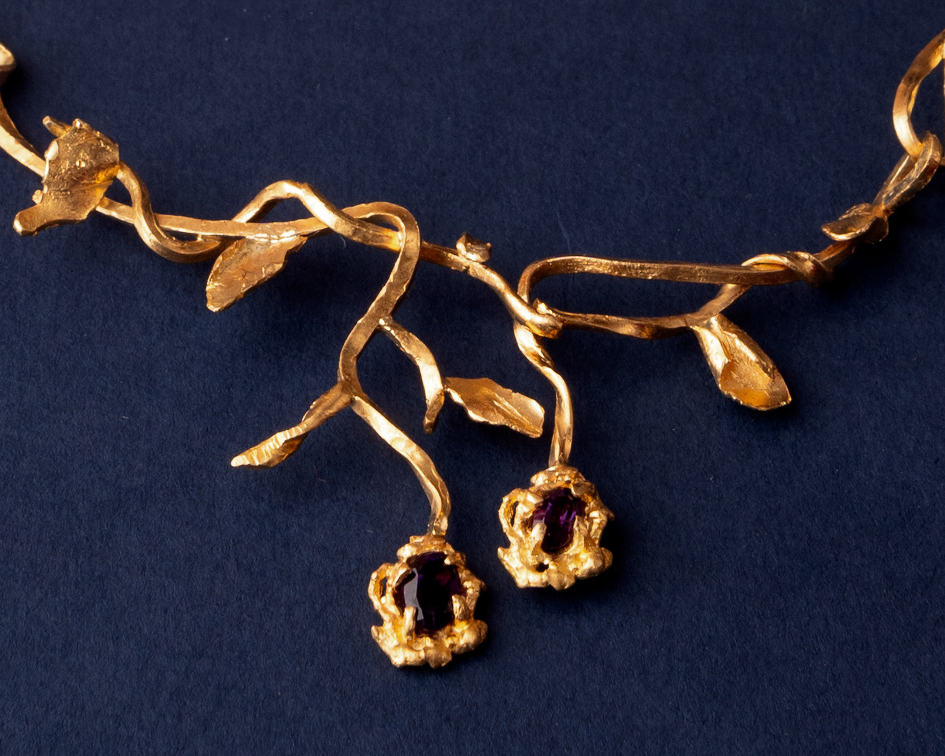 Sofía // 21k gold and amethysts
