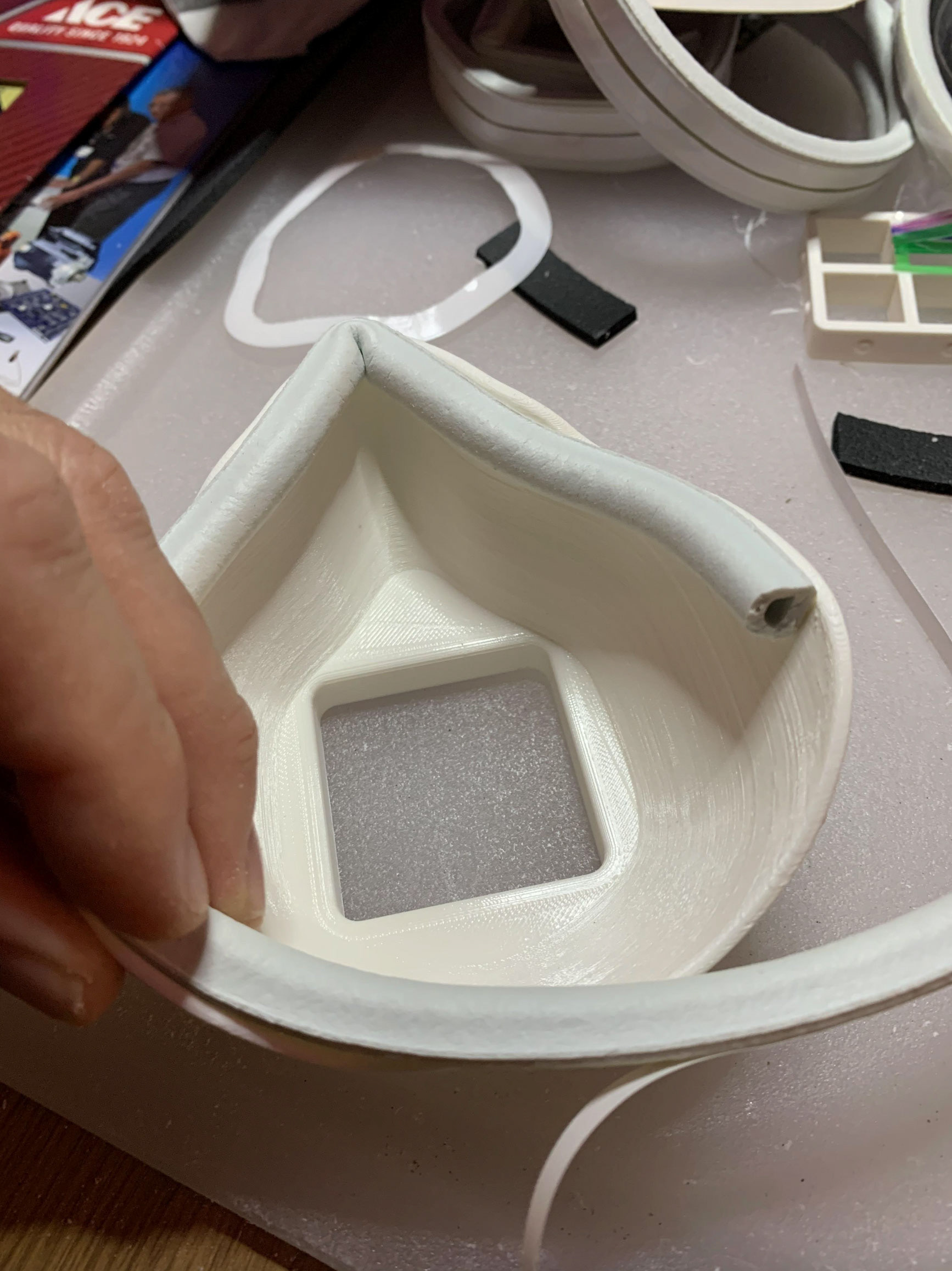 I added a gasket lining to ensure comfort on the face.