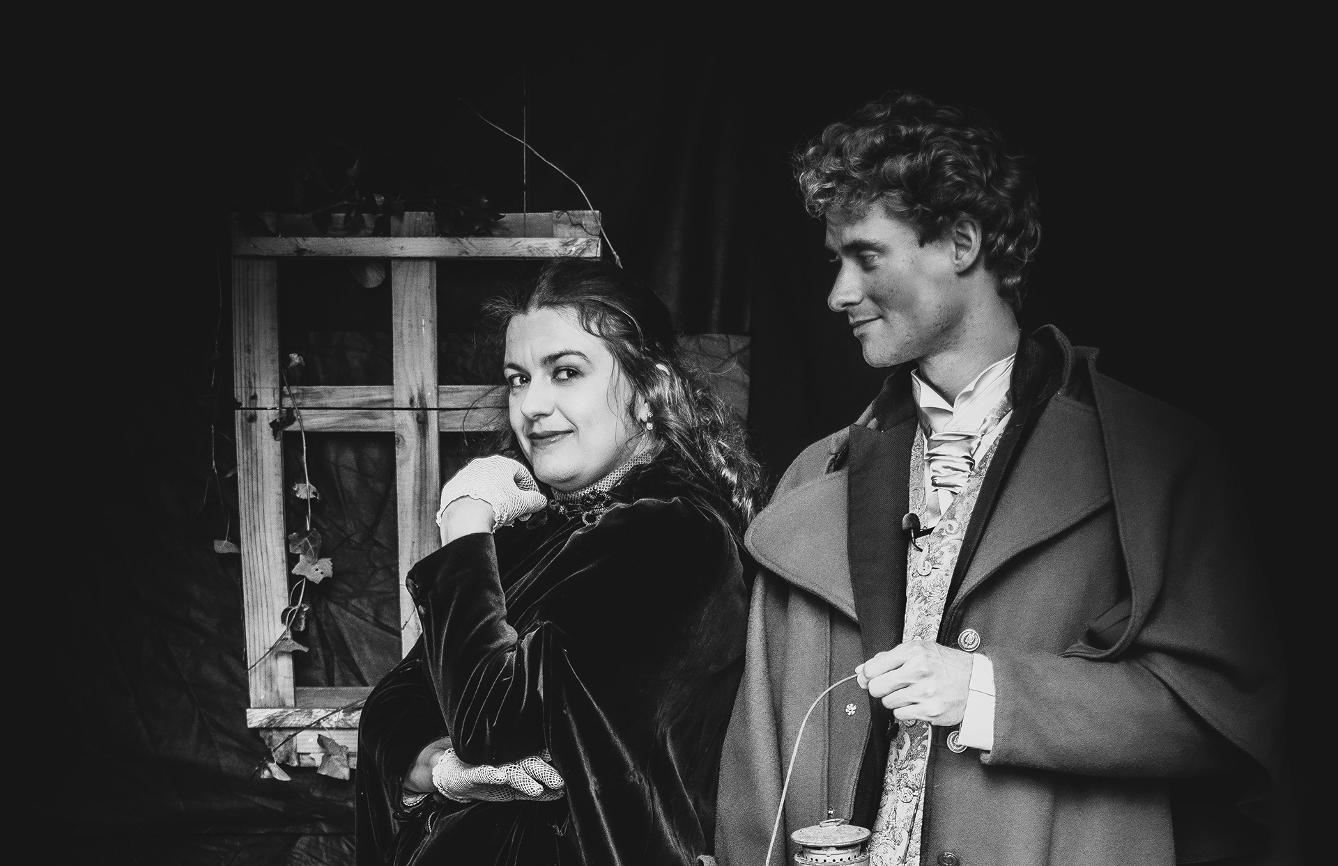 MOS/LS Theatre, Edinburgh, Scotland, SWIECZKA ZGASLA as Jadwiga, Director: Inka Dowlasz, Photo: Mr B. Photobooth & Atelier