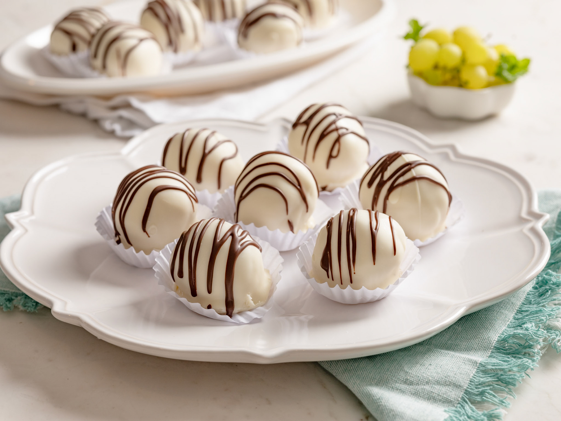 https://www.receiteria.com.br/receita/bombom-de-uva/