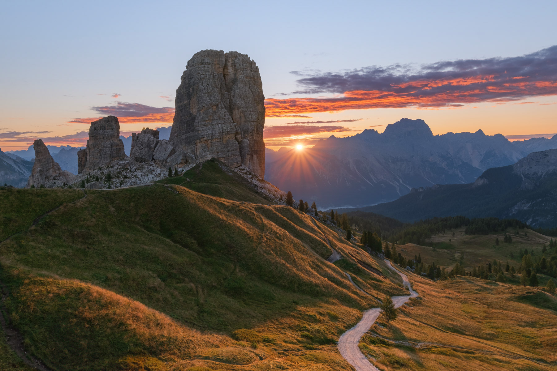 BREAKING DAWN | Cinque Torri, Dolomites - Italy