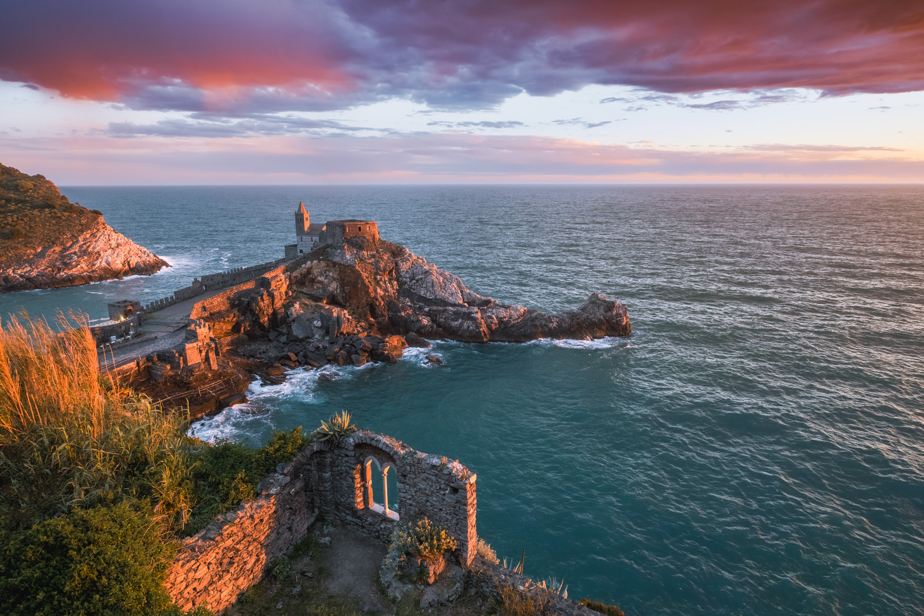 A WINDOW TO THE SEA | Portovenere, Liguria - Italy