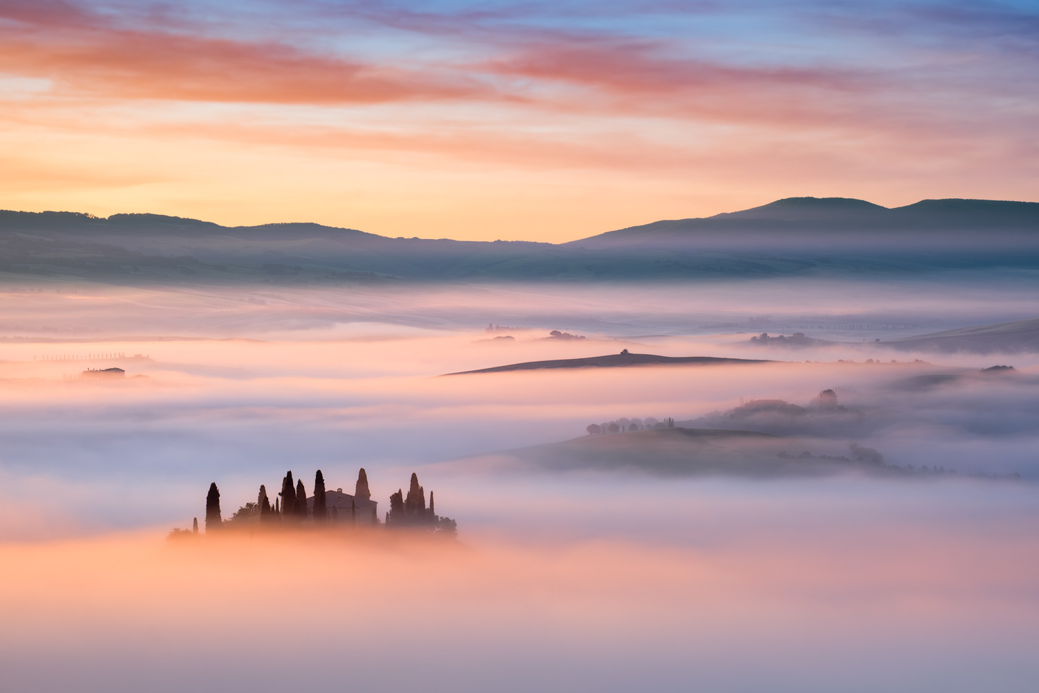 SUNRISE SIMPHONY | Val d'Orcia, Tuscany - Italy