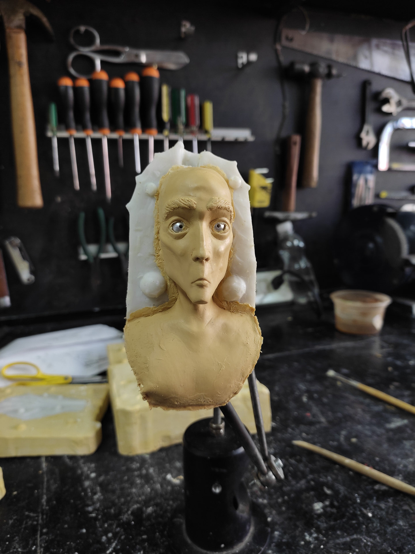Mold casting