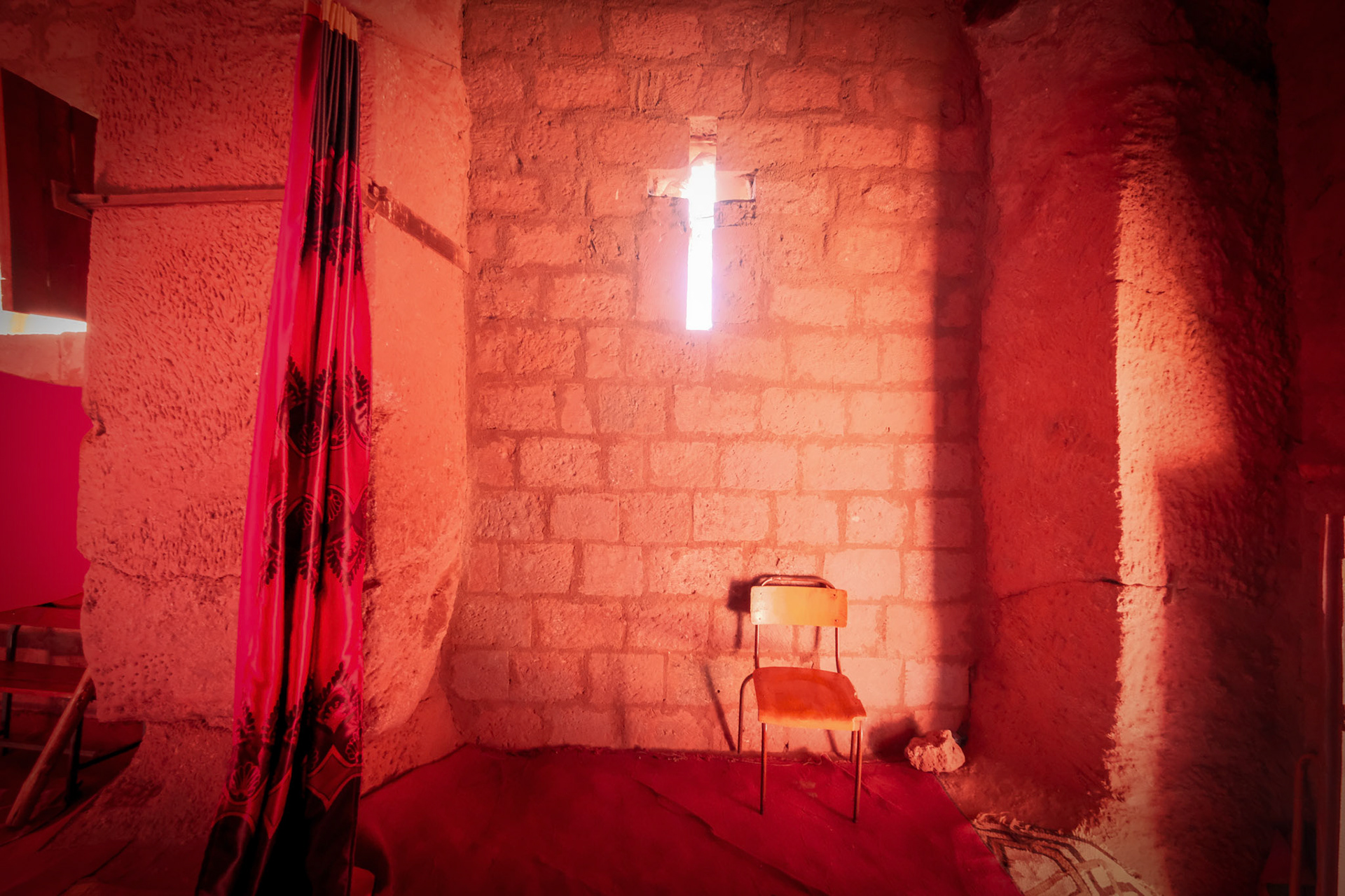 ©yasobrowne More than four walls. 