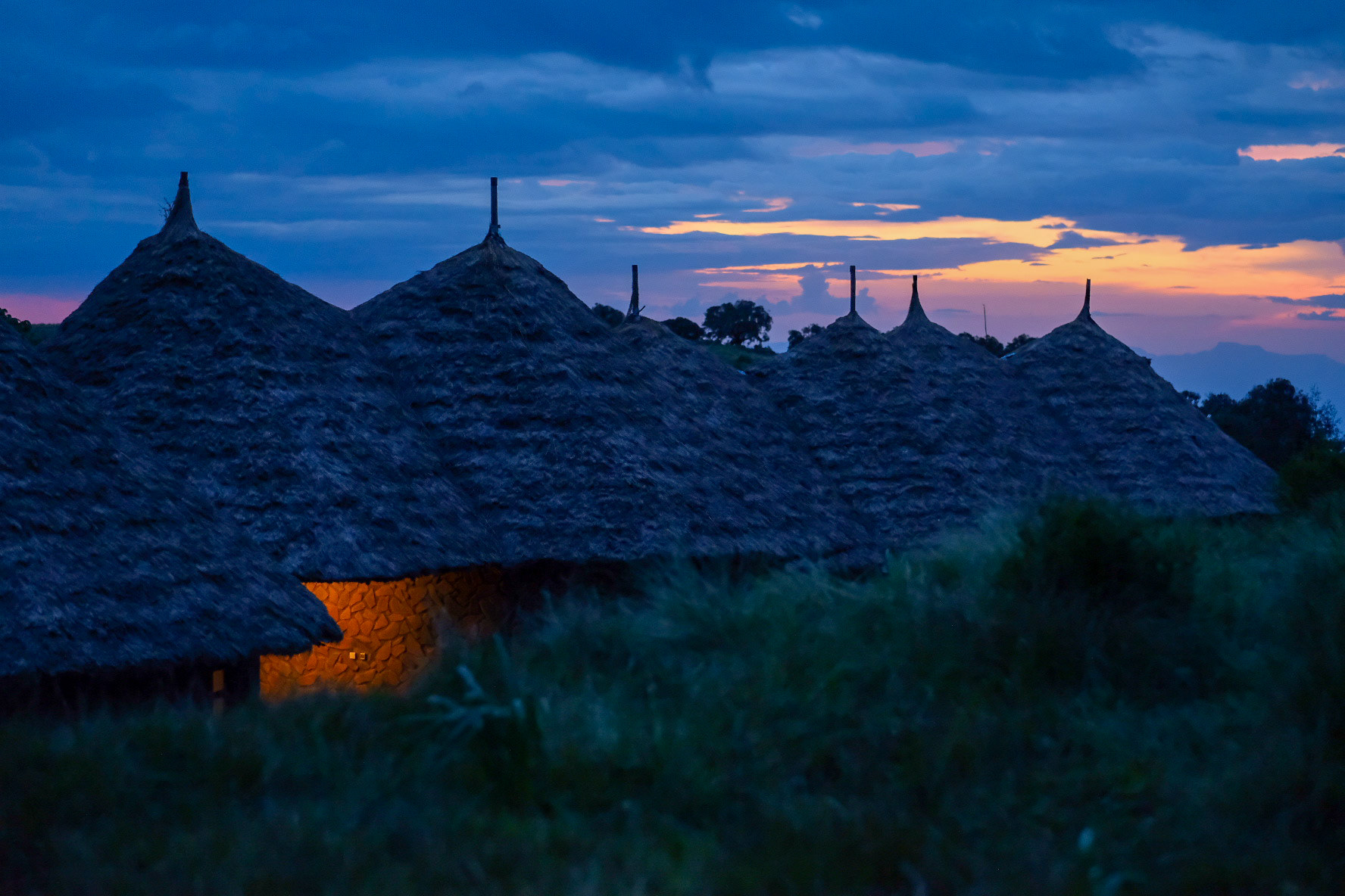 ©yasobrowne accommodation at sunset