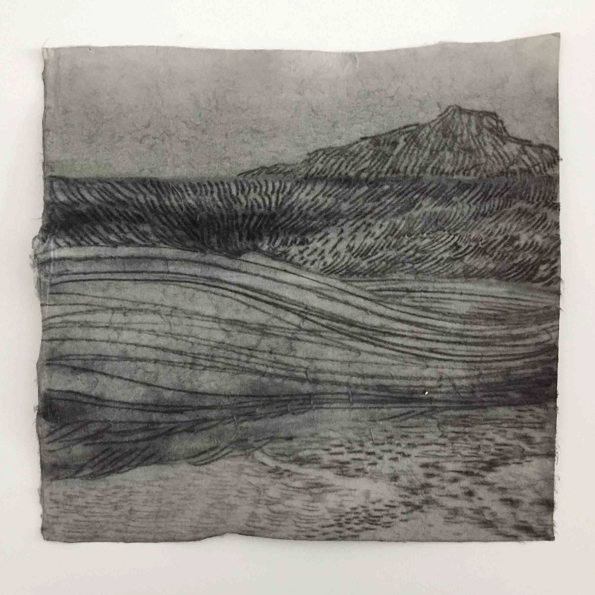 Drawing in Iceland, 22x22cm, 장지에 목탄, 먹, 2011