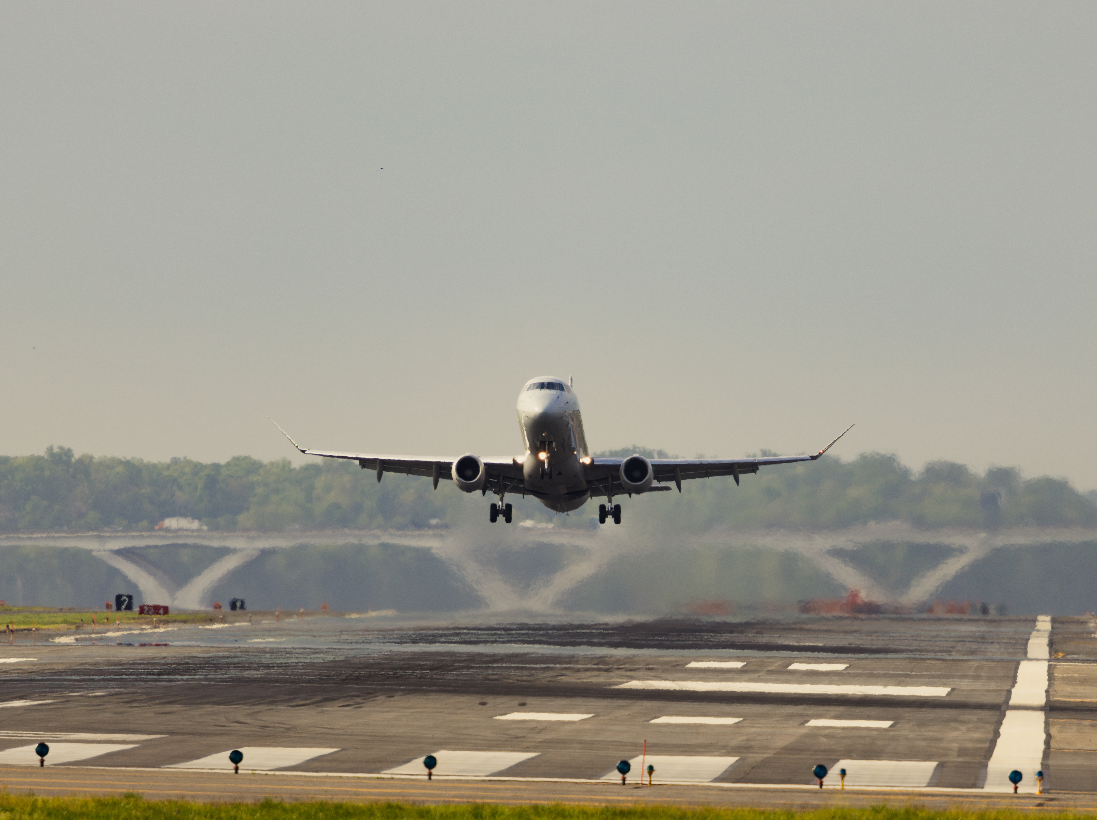 Envoy E175 DCA Departure