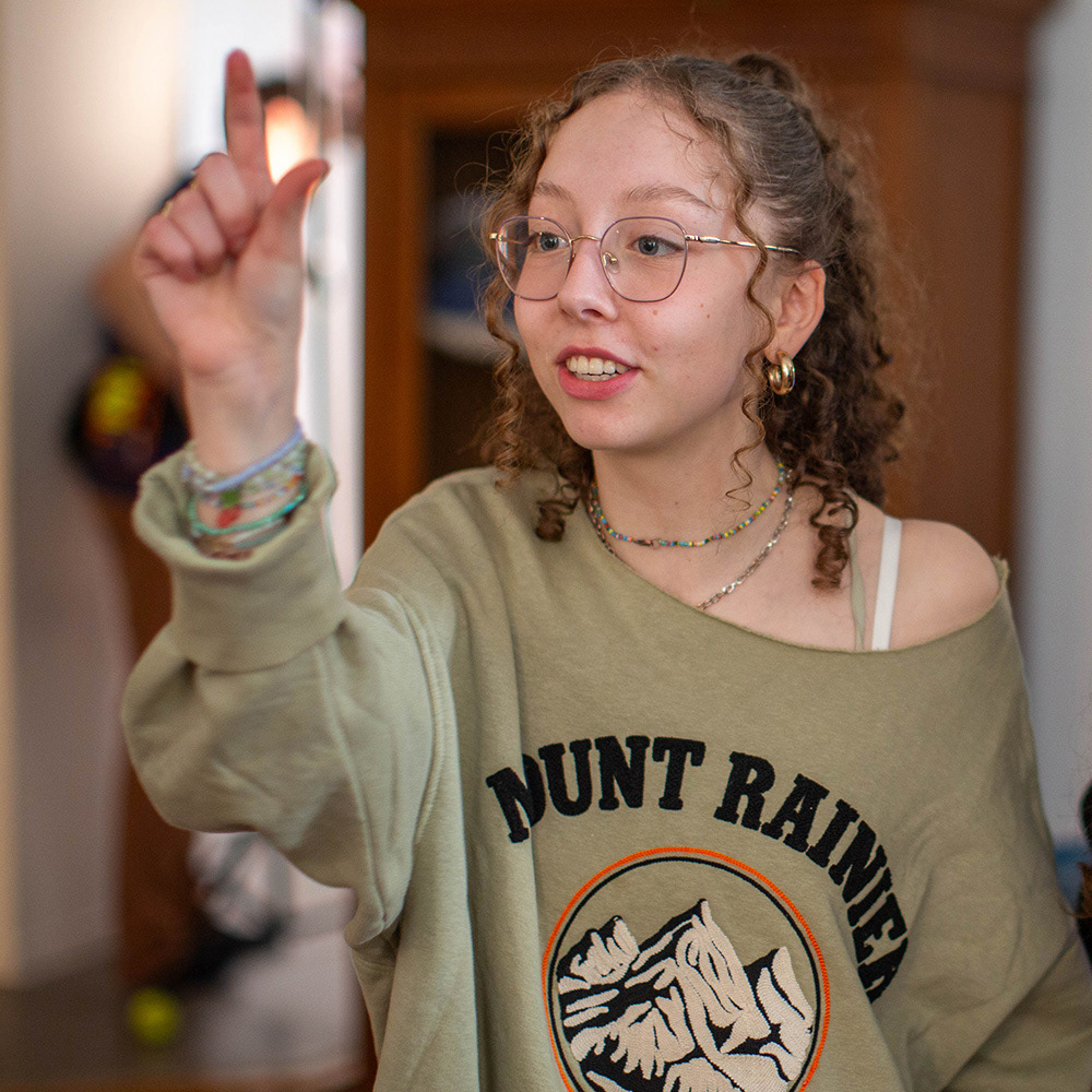 Emma, régisseuse générale