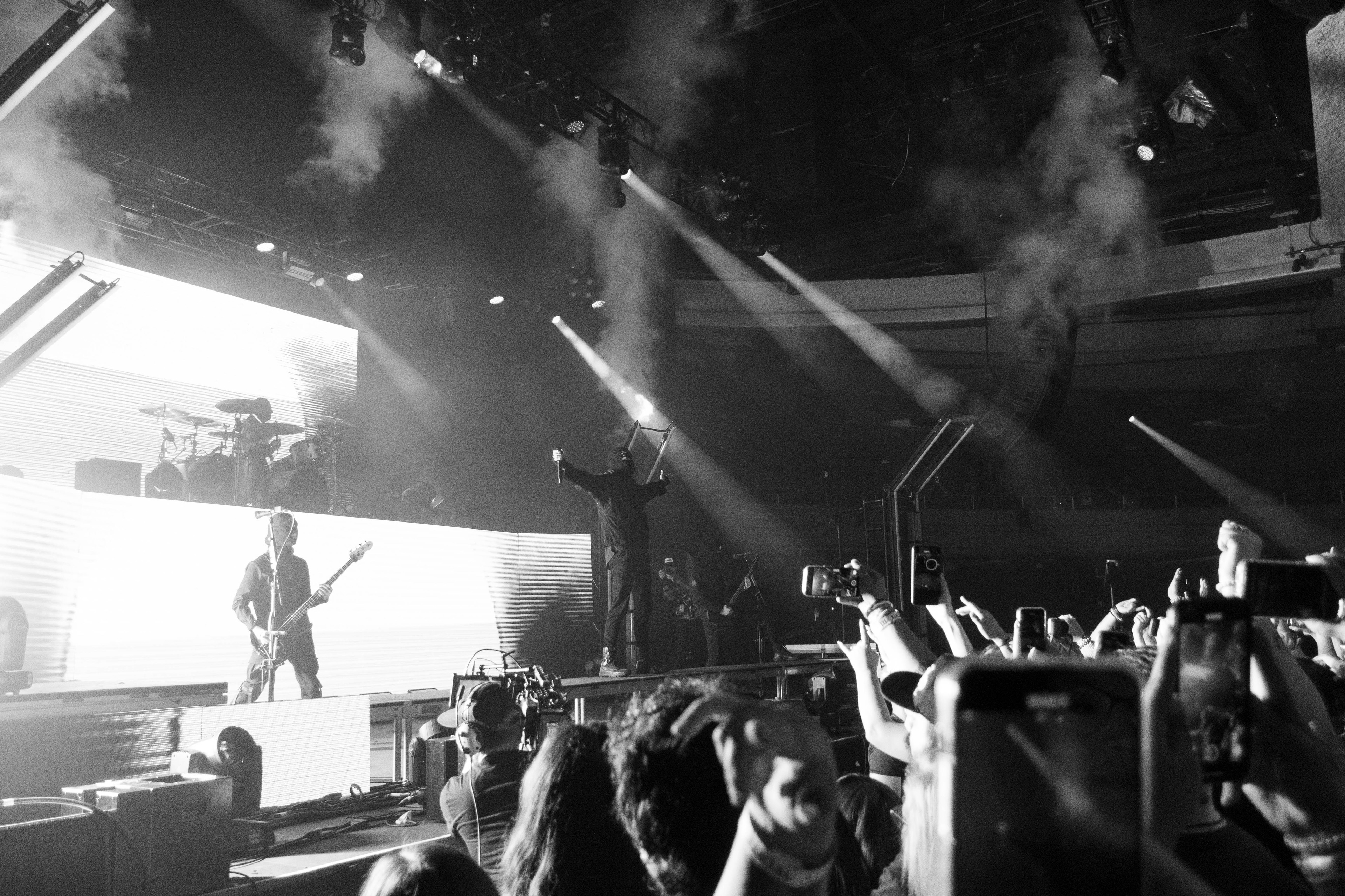 Bad Omens & Crowd