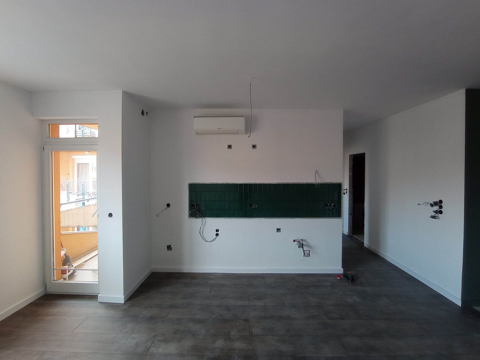 kiállások kapcsolók dugaljak alapszerelés