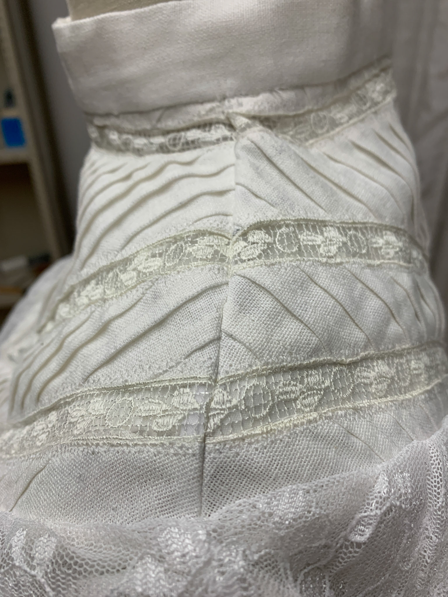shoulder seam