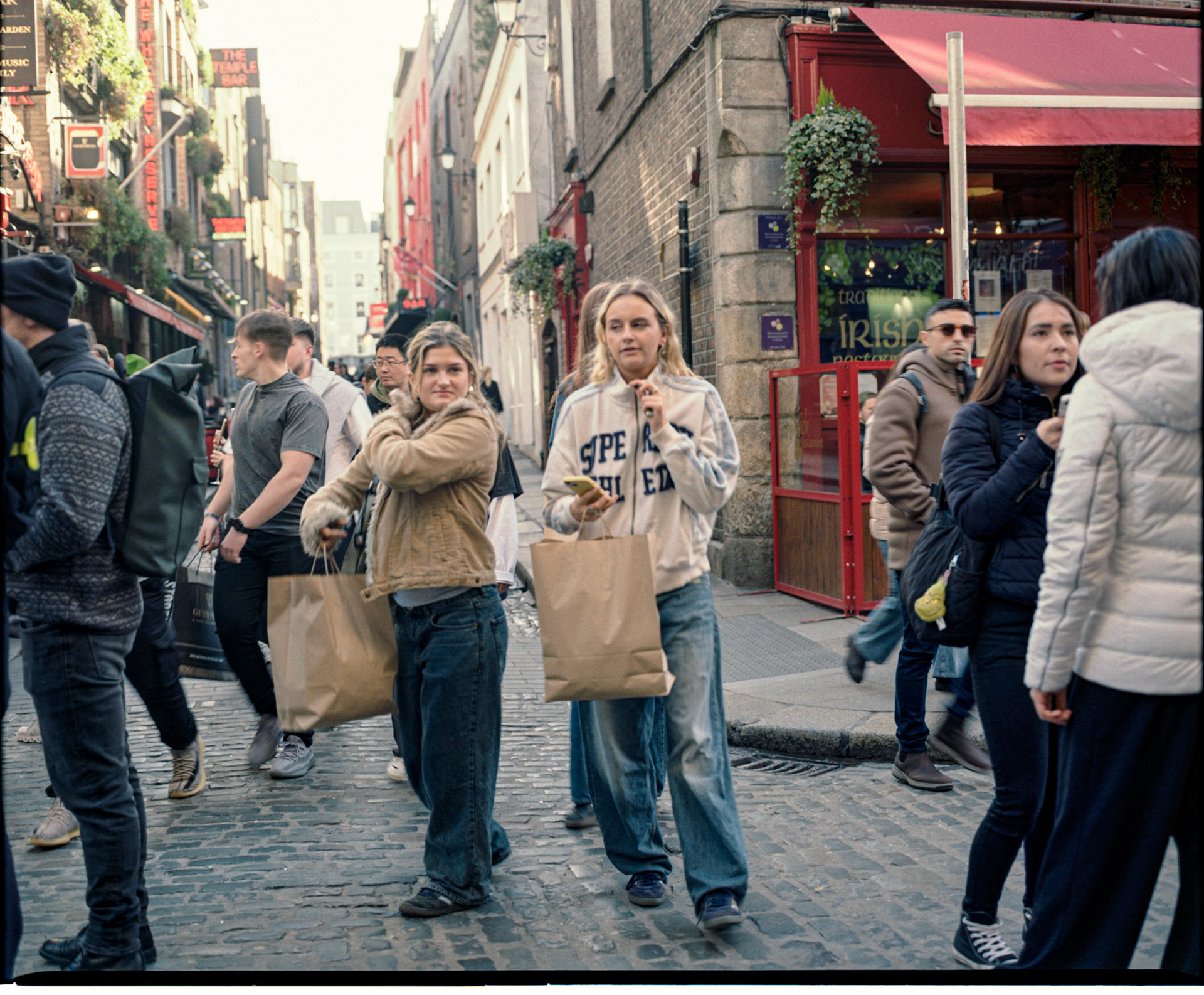 Dublin - Kodak Gold. Mamiya RB67
