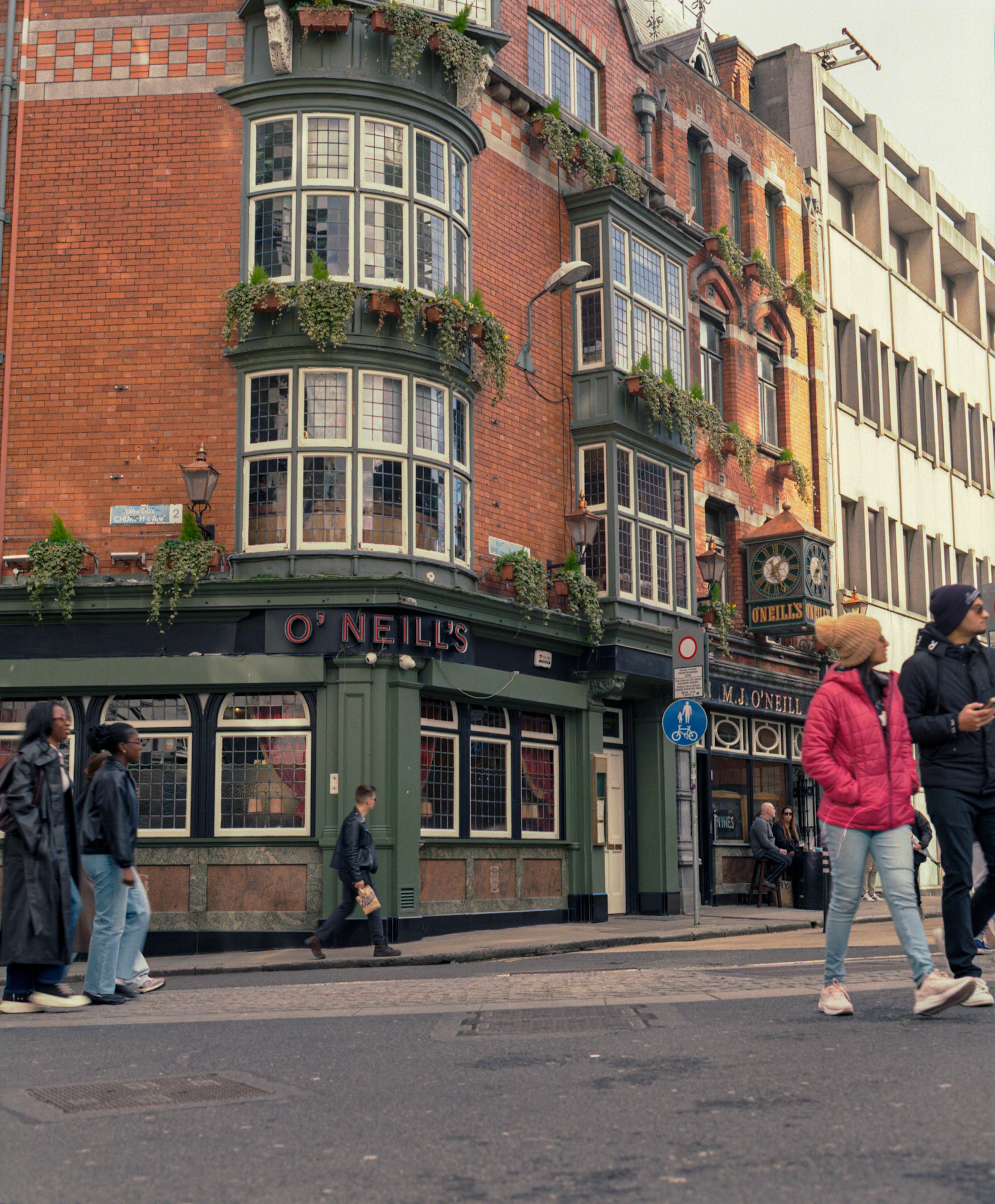 Dublin - Kodak Gold. Mamiya RB67