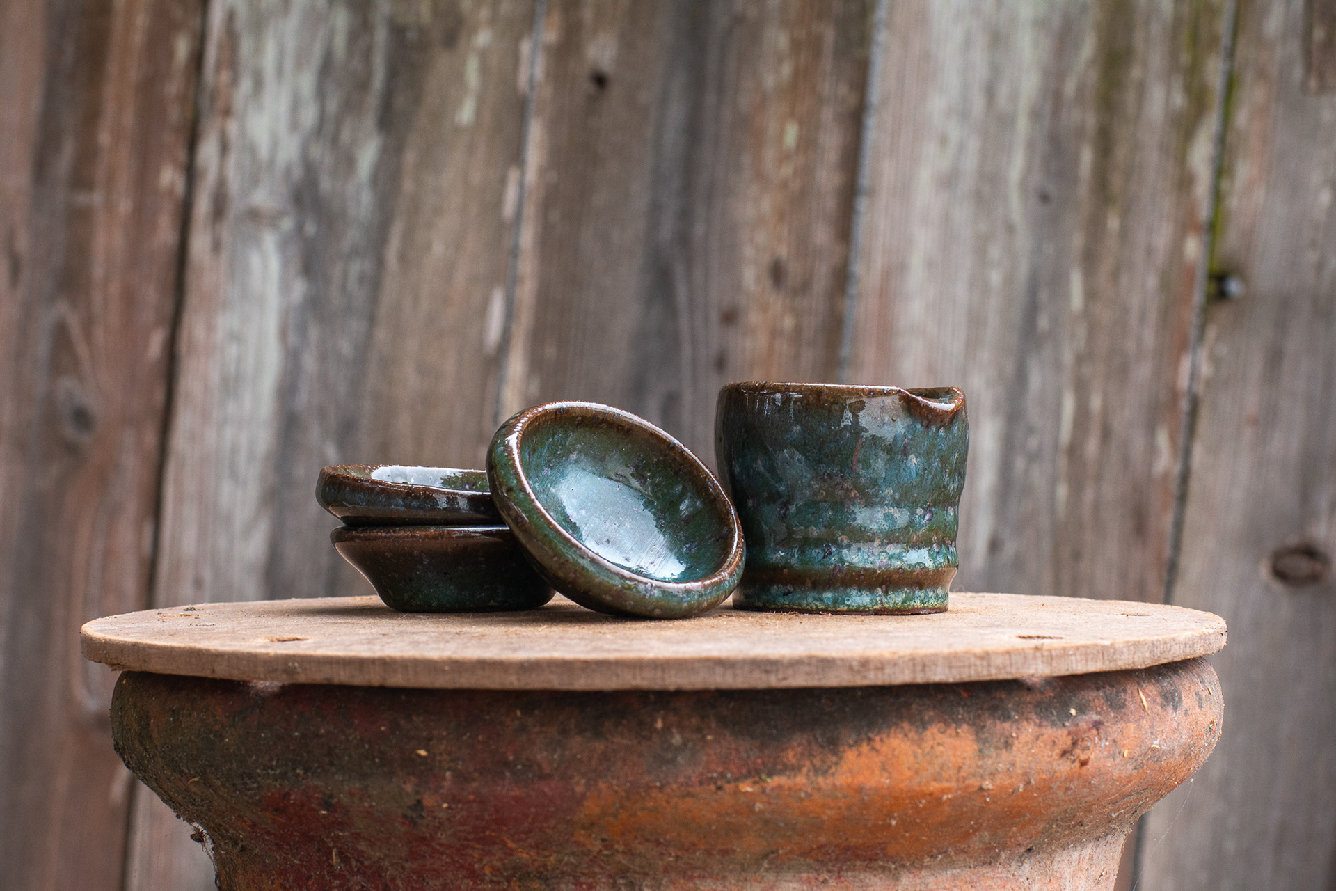 Seagreen Sauce Cups W/ Pitcher 2