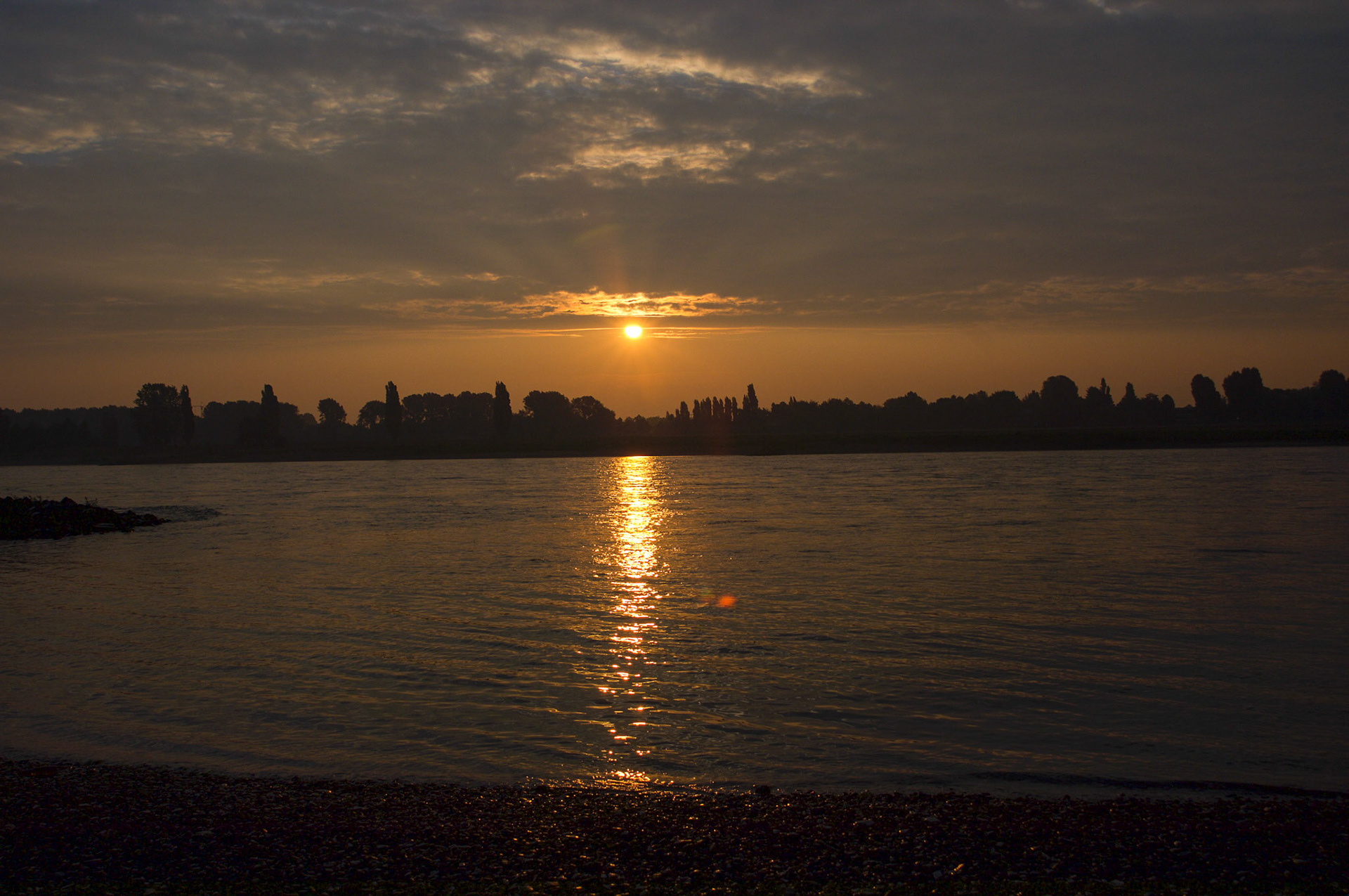 Rhein bei Langs-Kierst