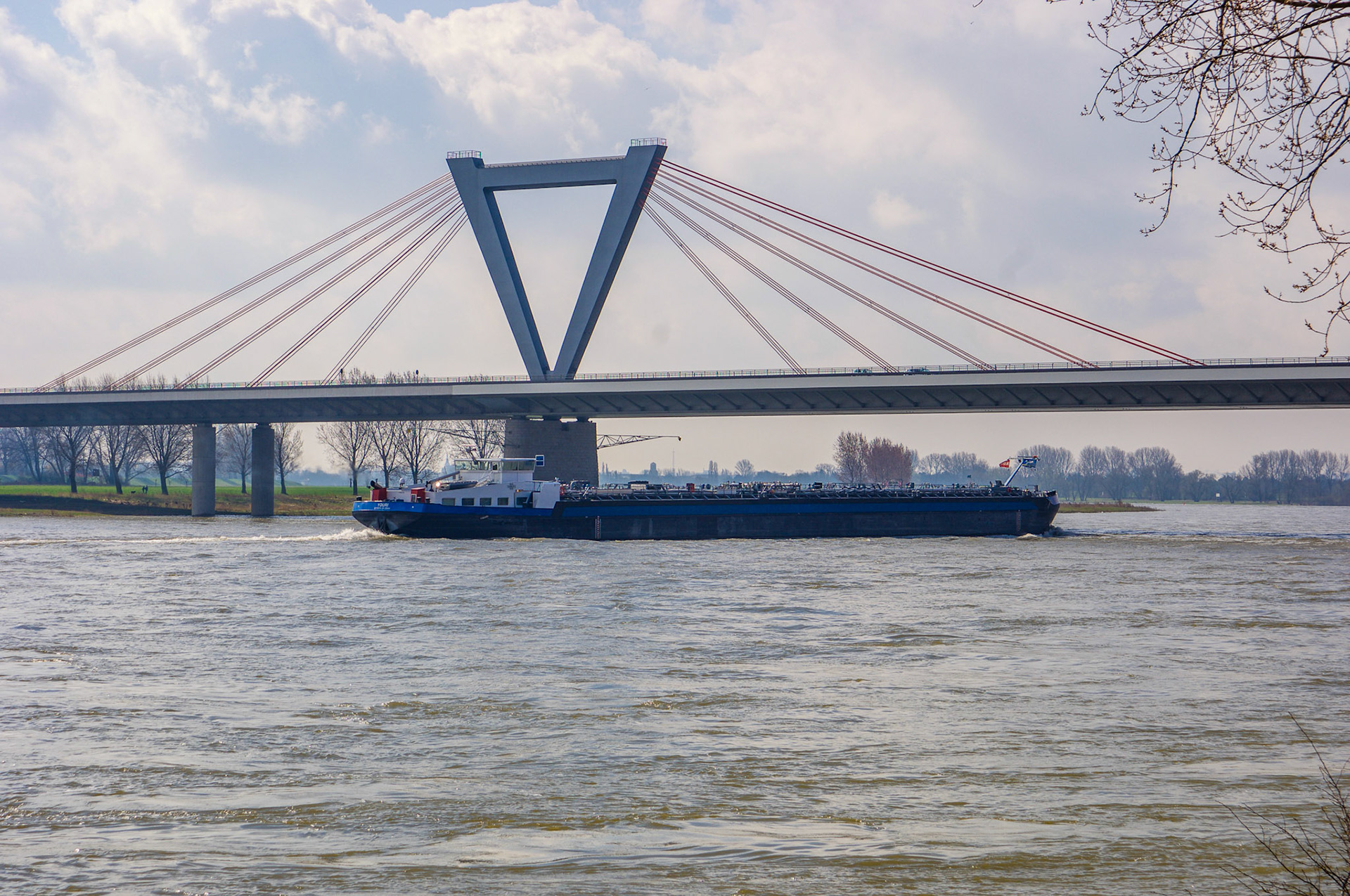 Rhein bei Langs-Kierst