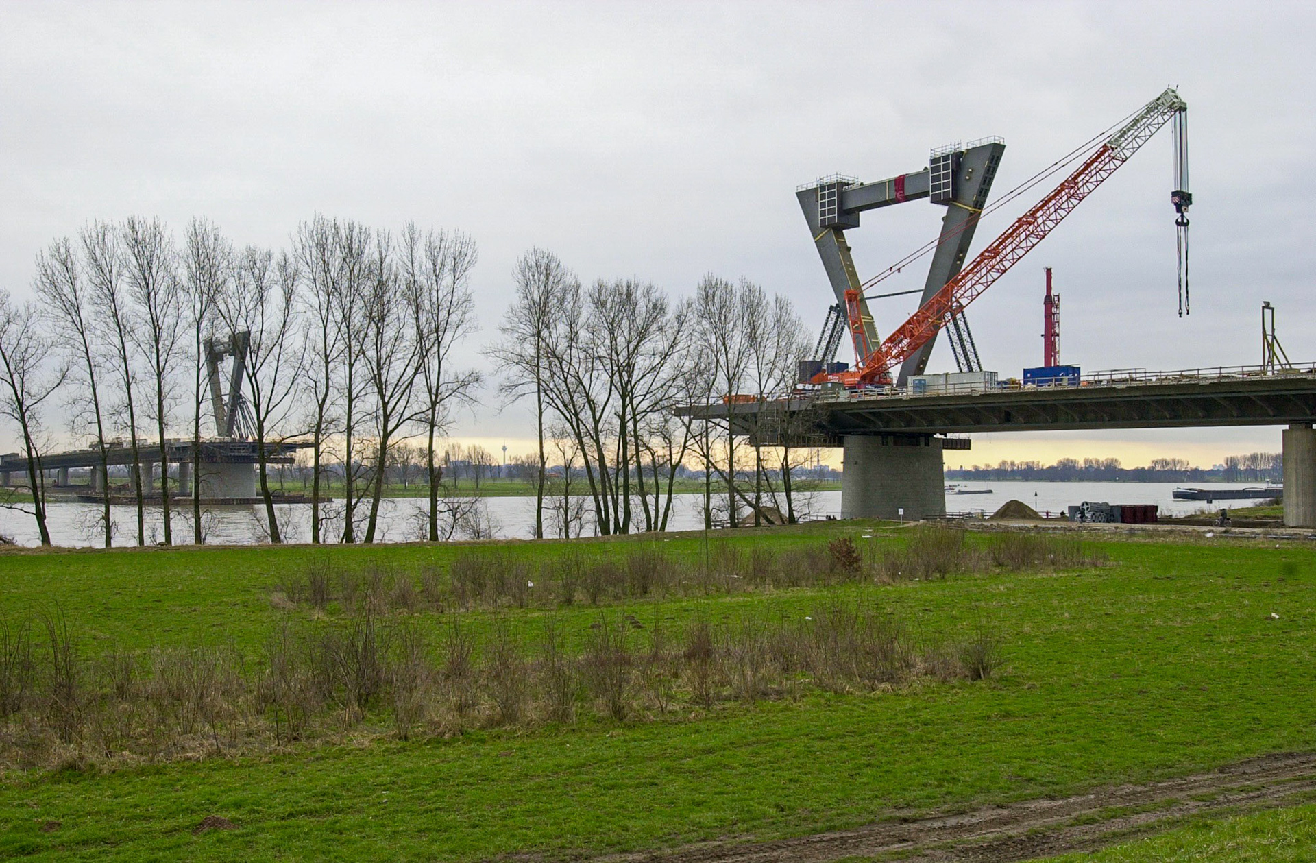 Flughafenbrücke