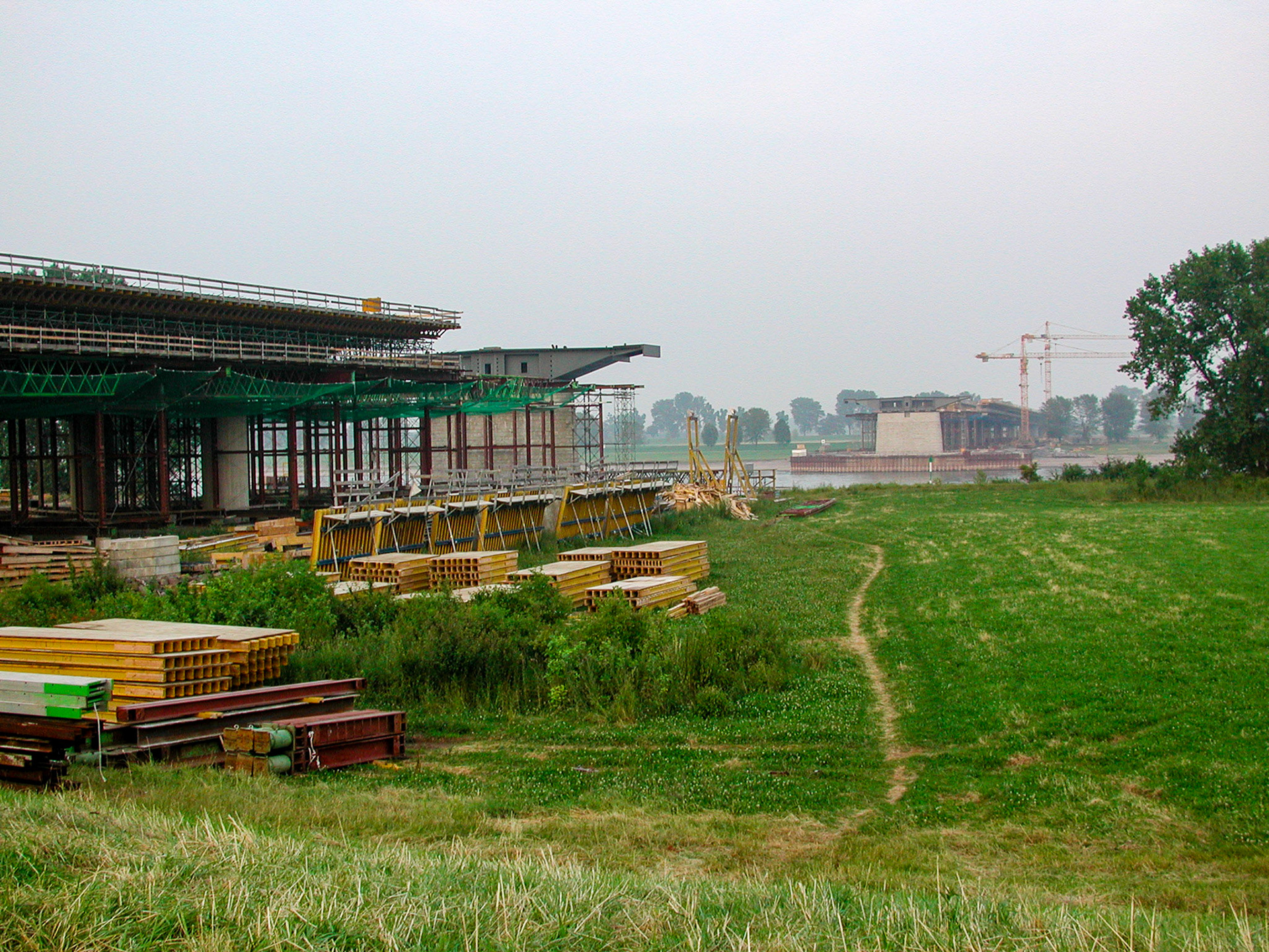 Flughafenbrücke