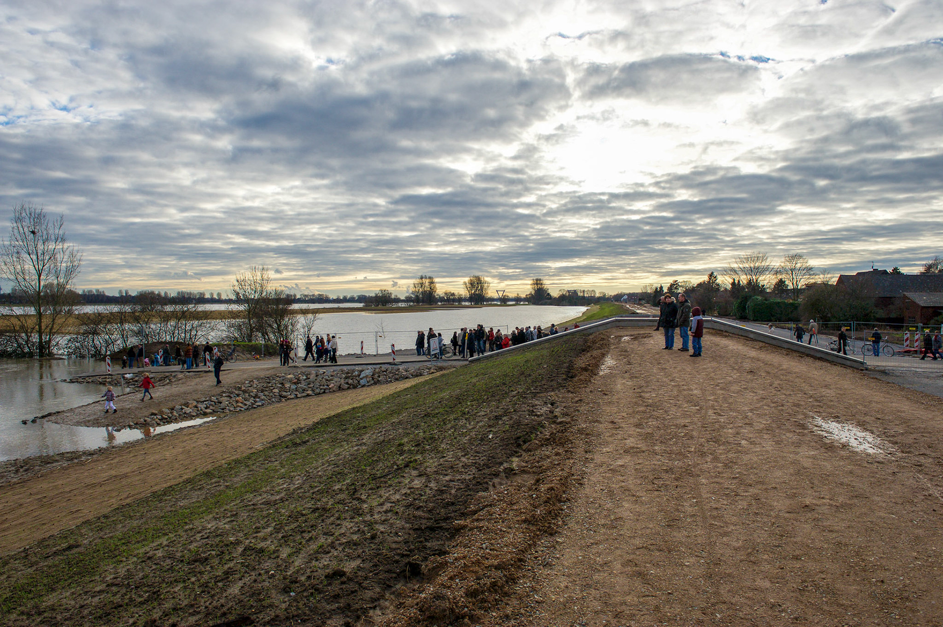 Rhein bei Langs-Kierst
