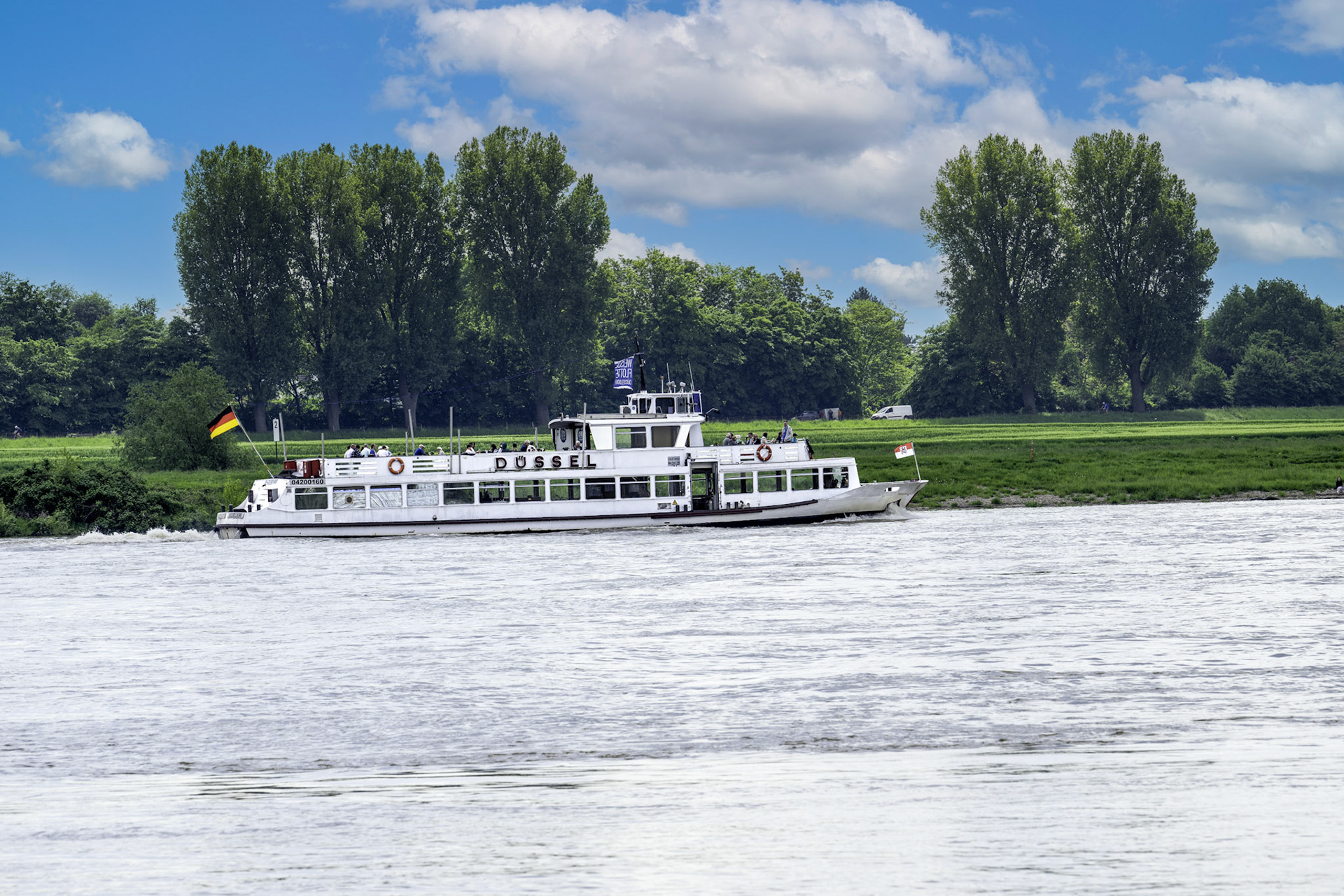 Rhein bei Langs-Kierst