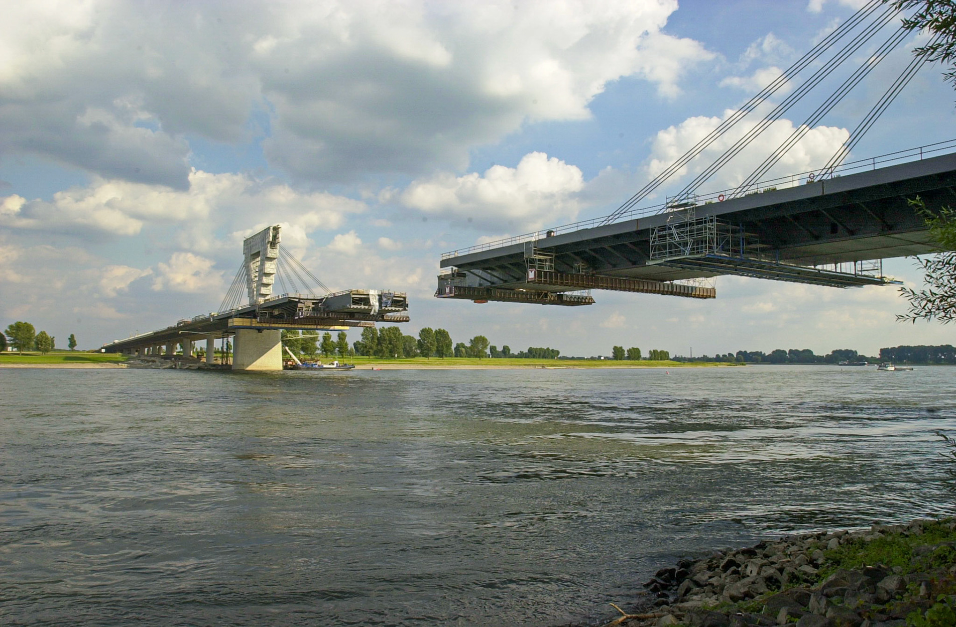 Flughafenbrücke