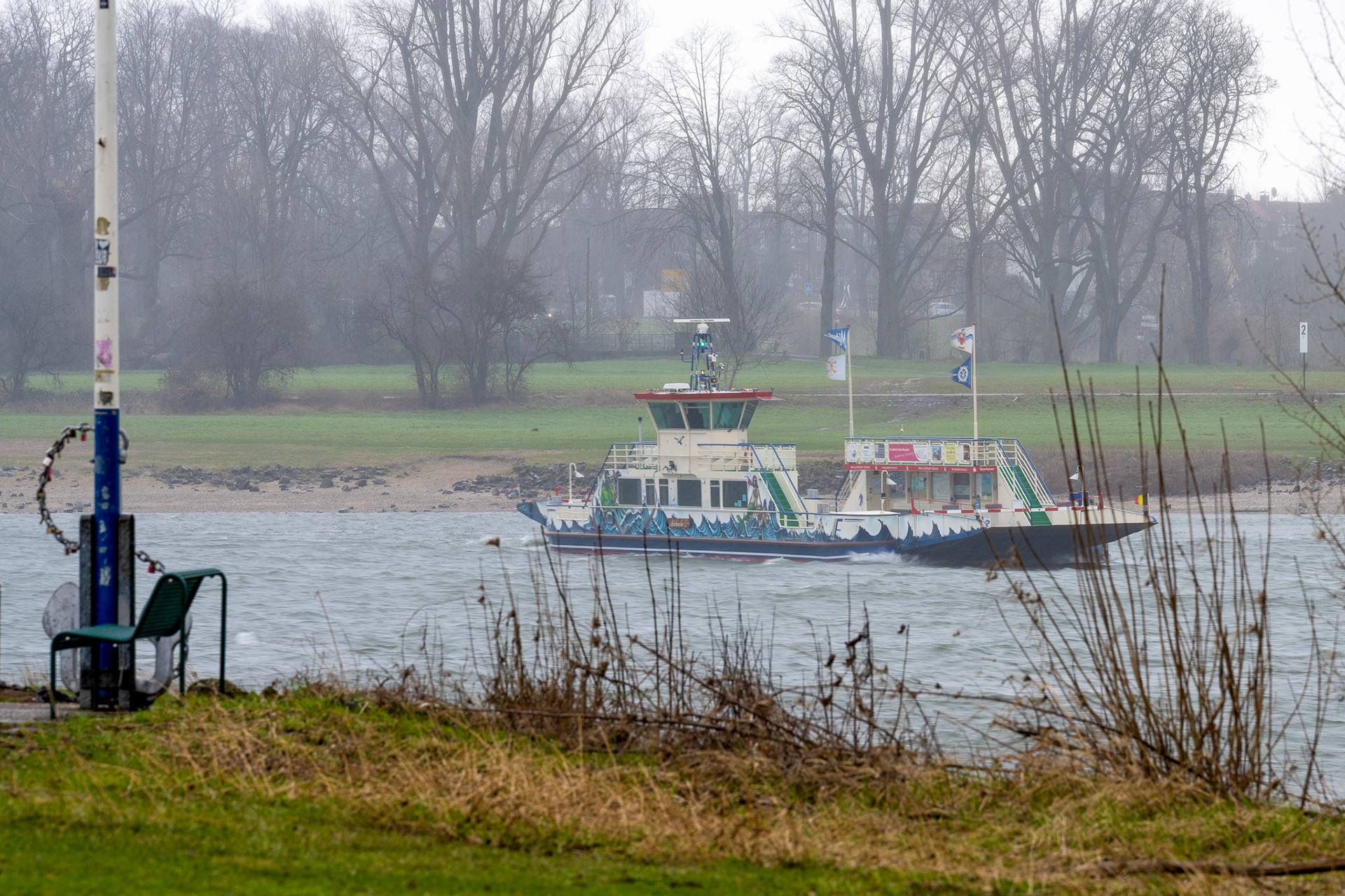 Rhein bei Langs-Kierst