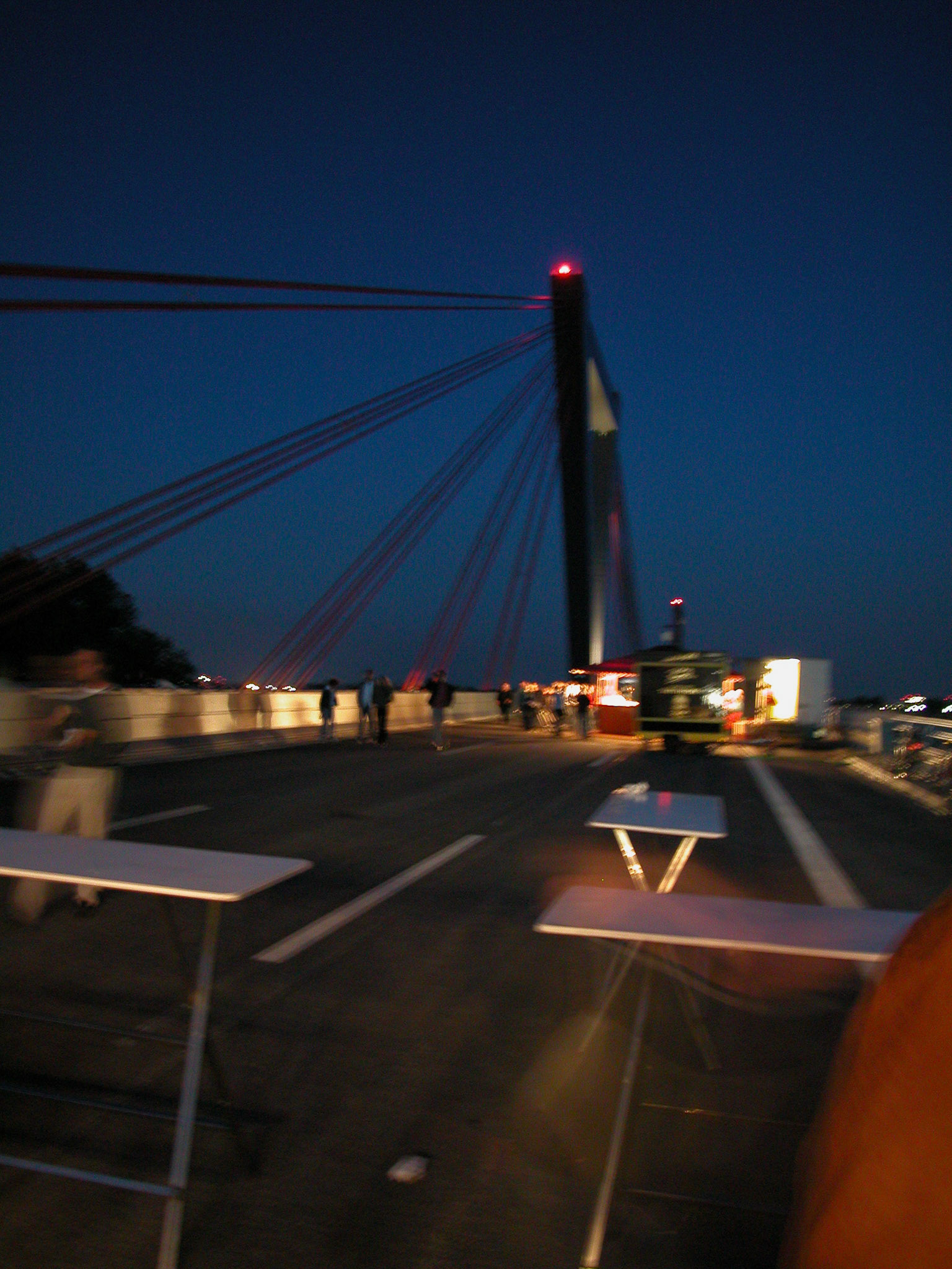 Flughafenbrücke