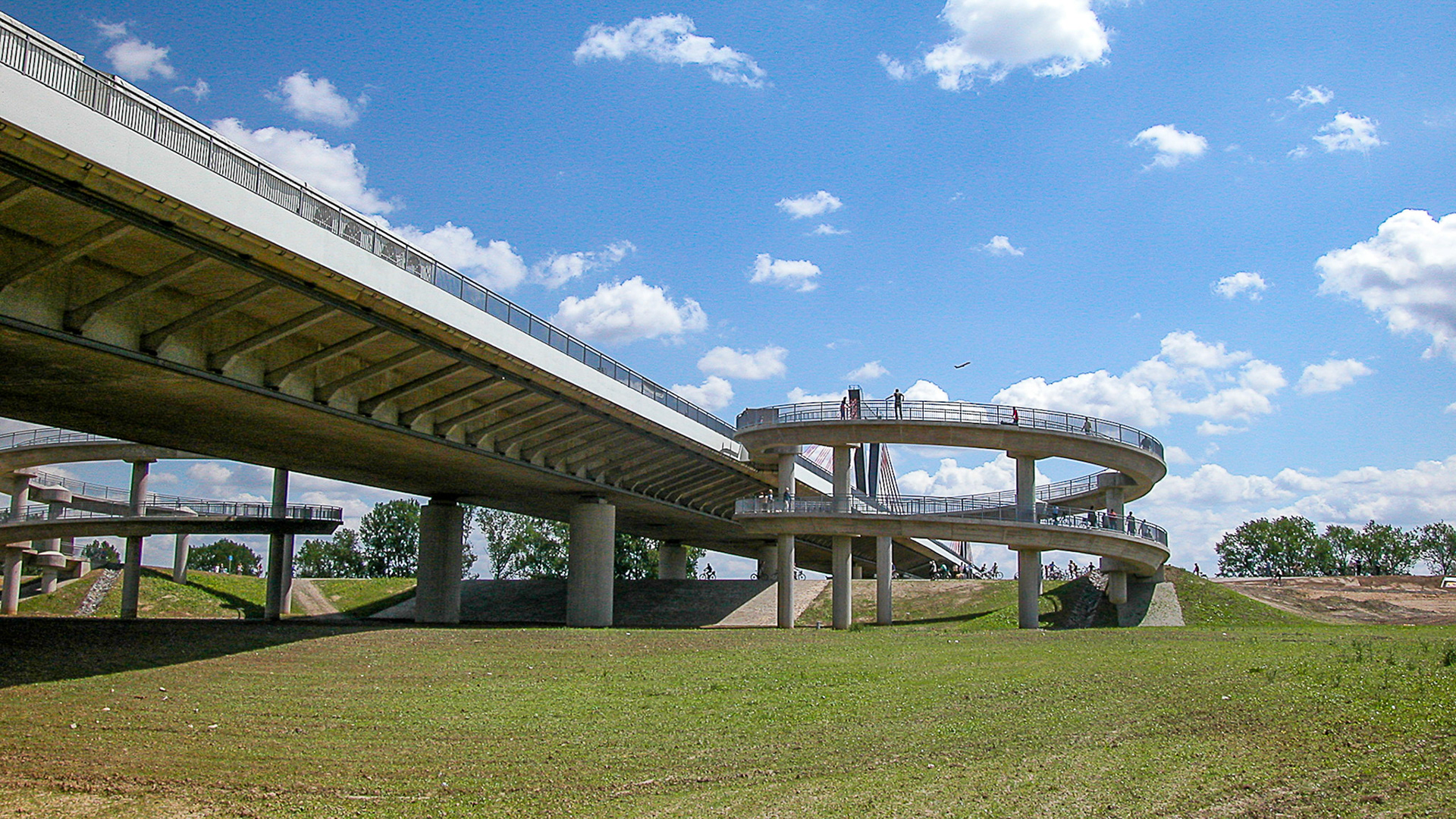 Flughafenbrücke