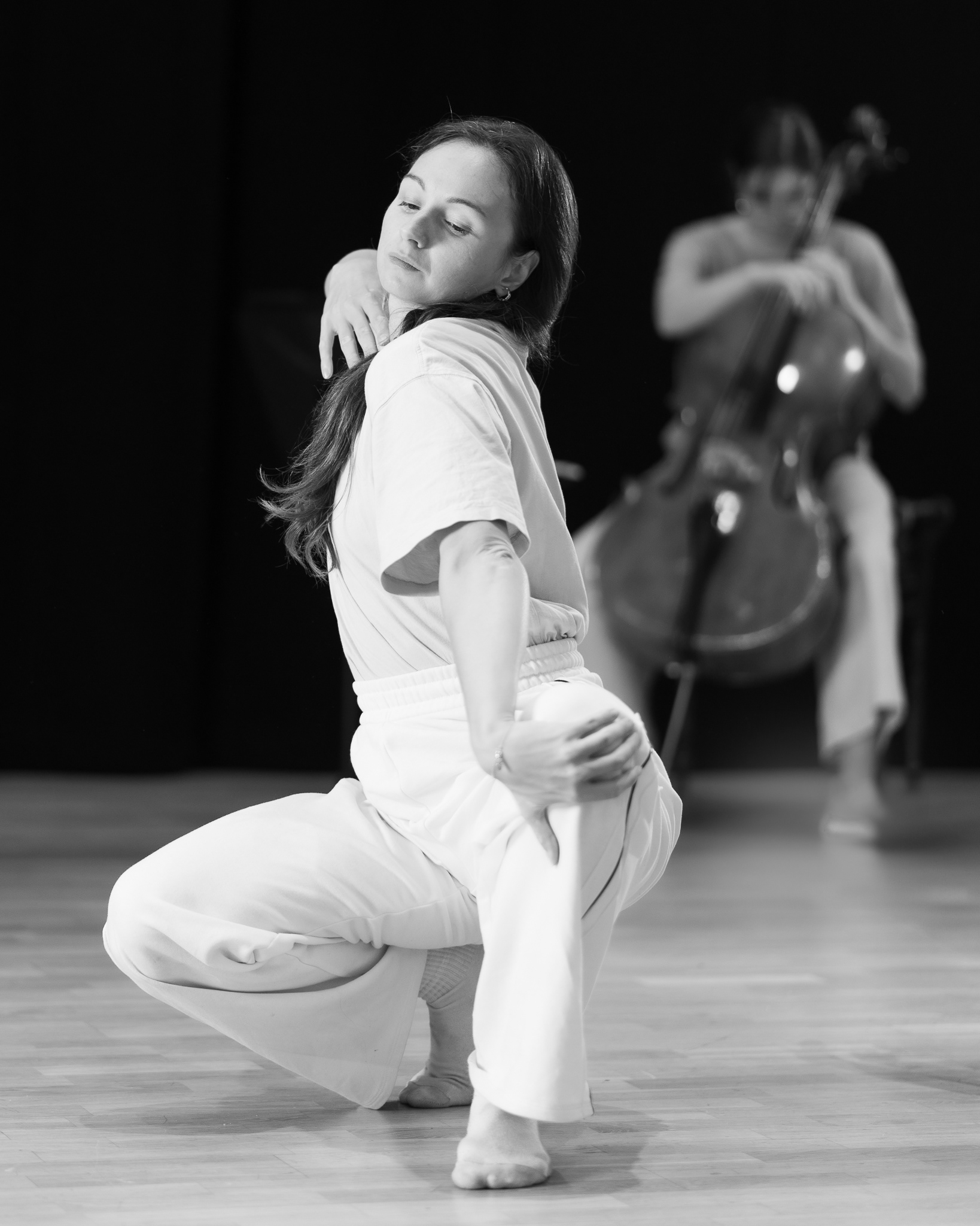 Kseniia Fedorovykh dancing during a workshop