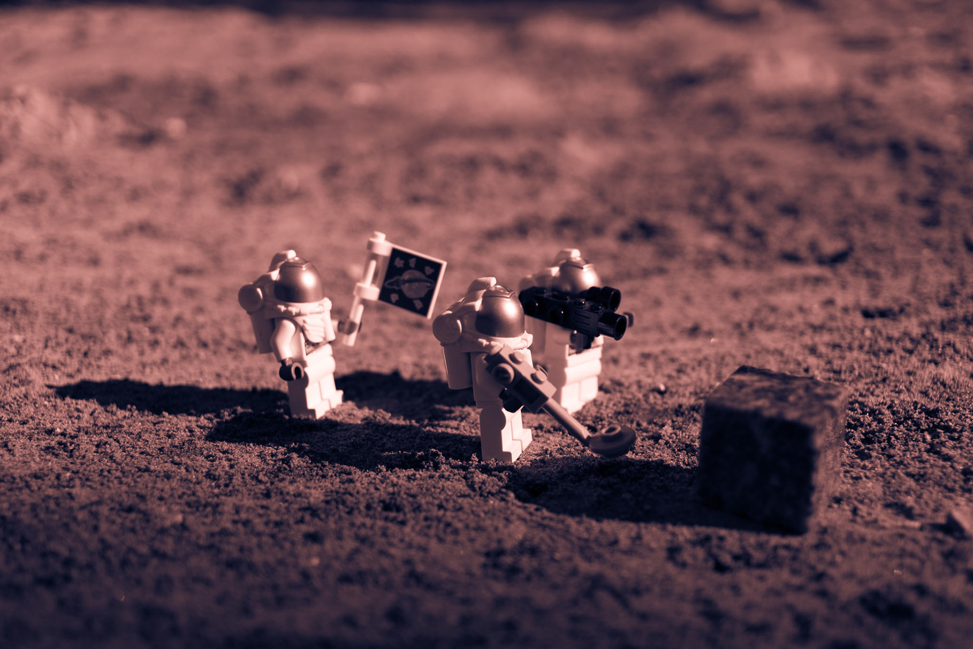 Mars monolith