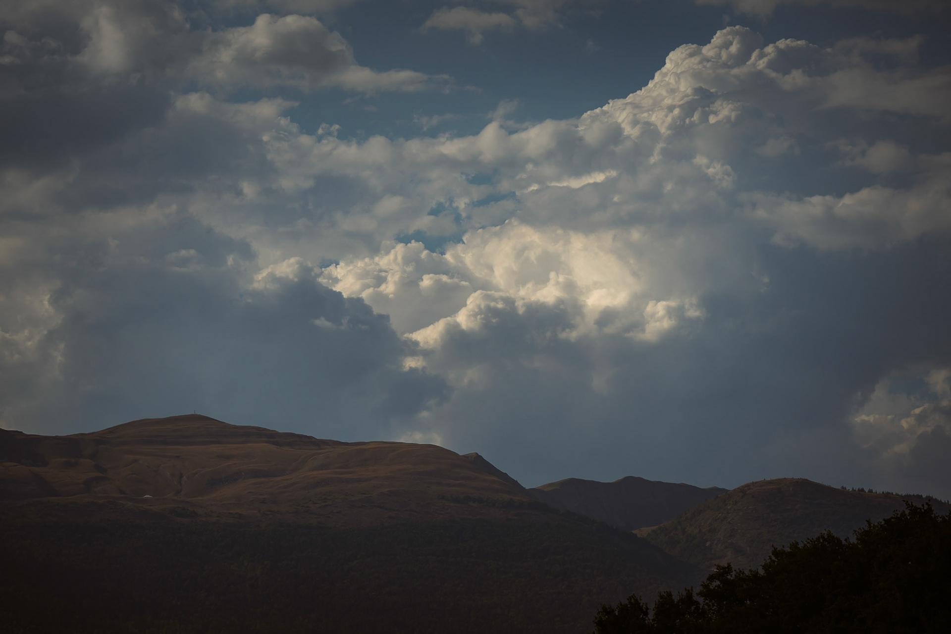 Clouds over Gex Colomby