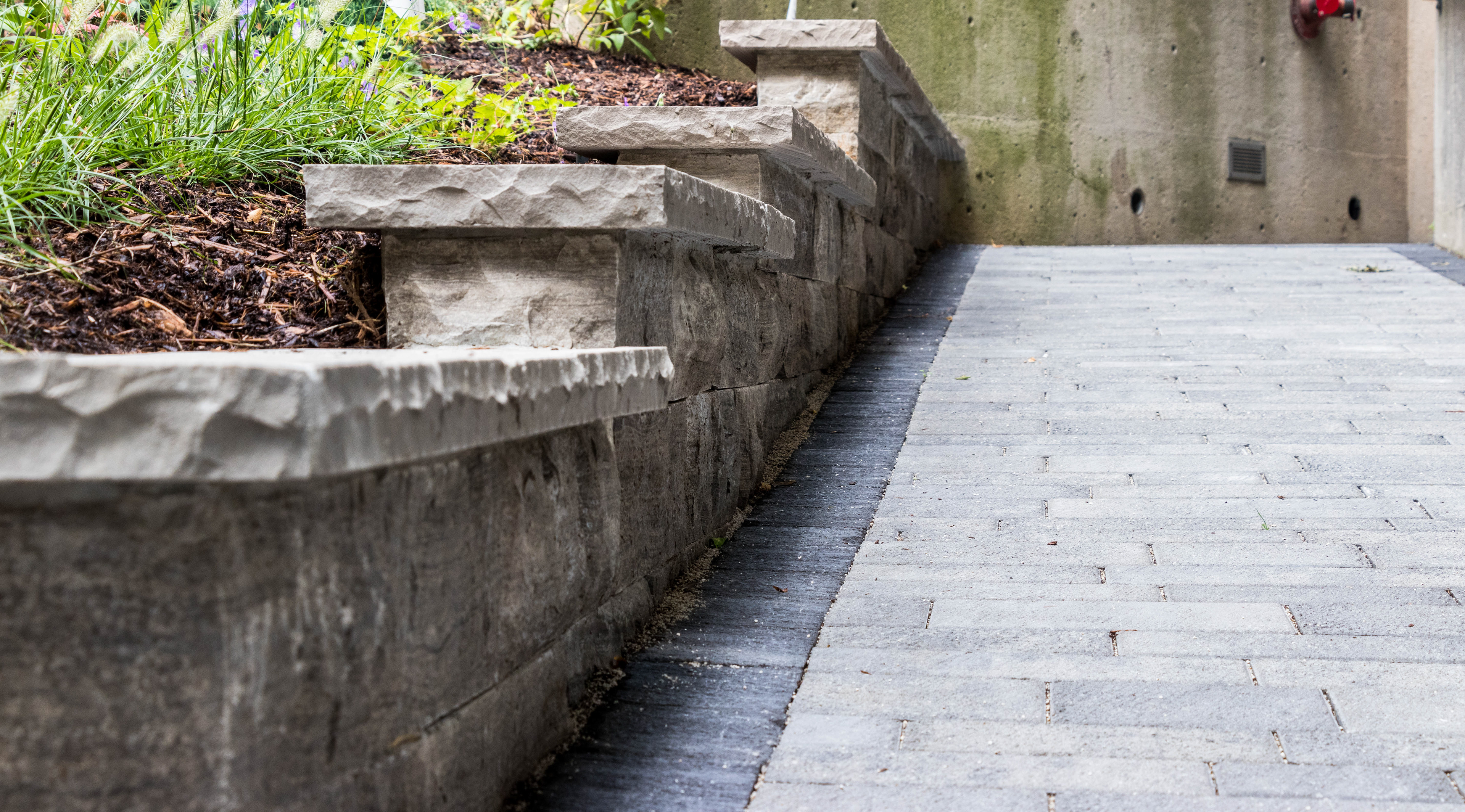 Leaside Landscaping - Toronto, ON