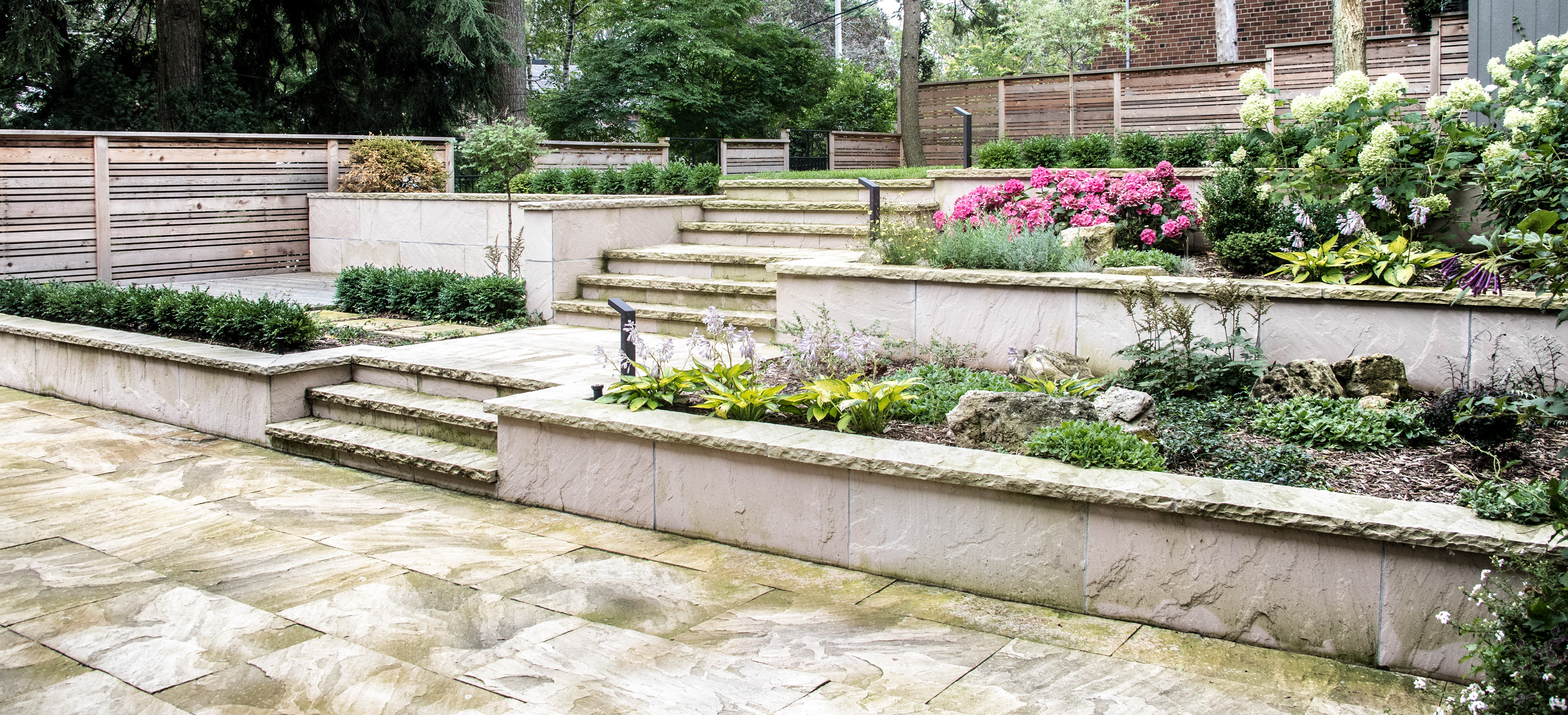 Leaside Landscaping - Toronto, ON