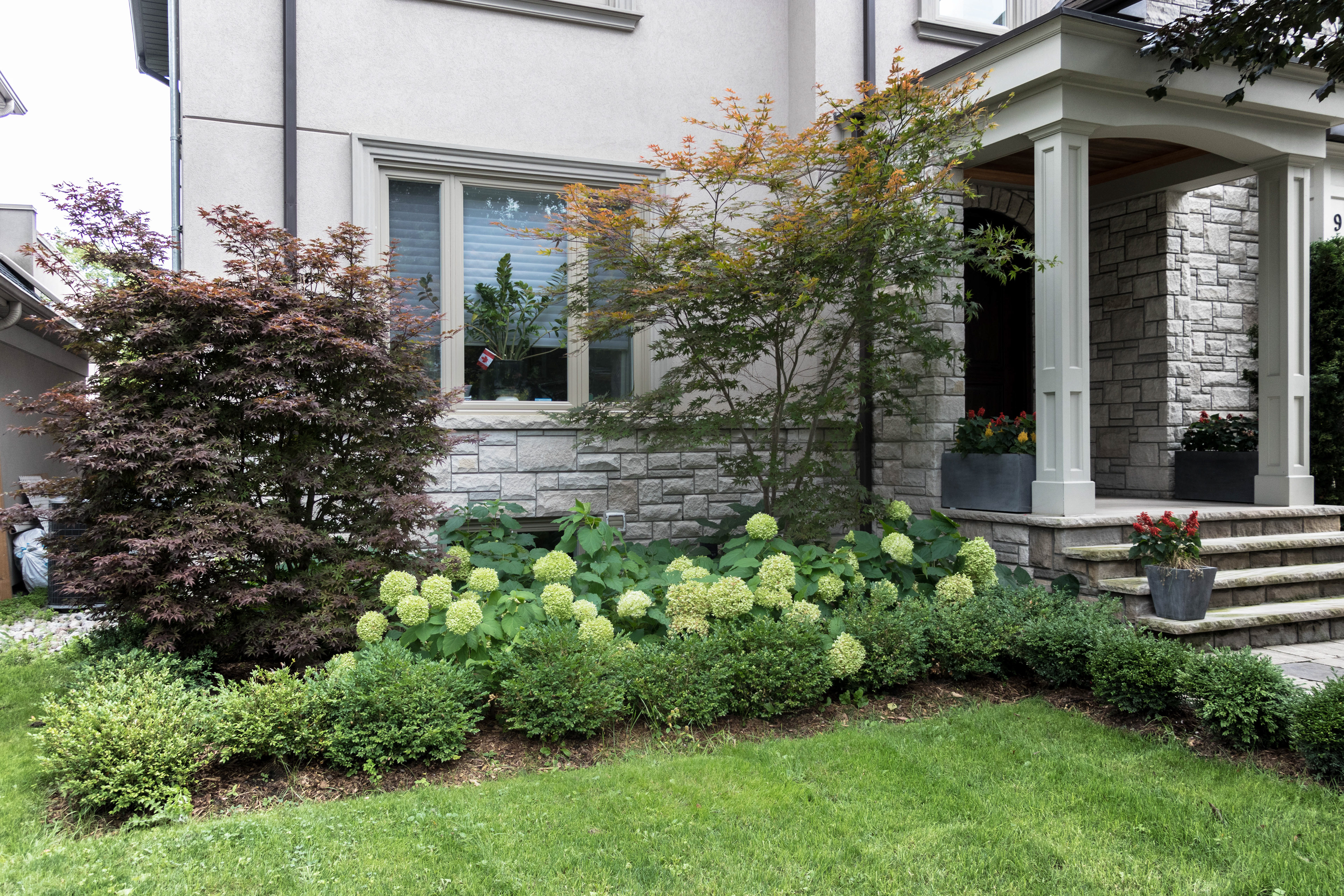 Leaside Landscaping - Toronto, ON