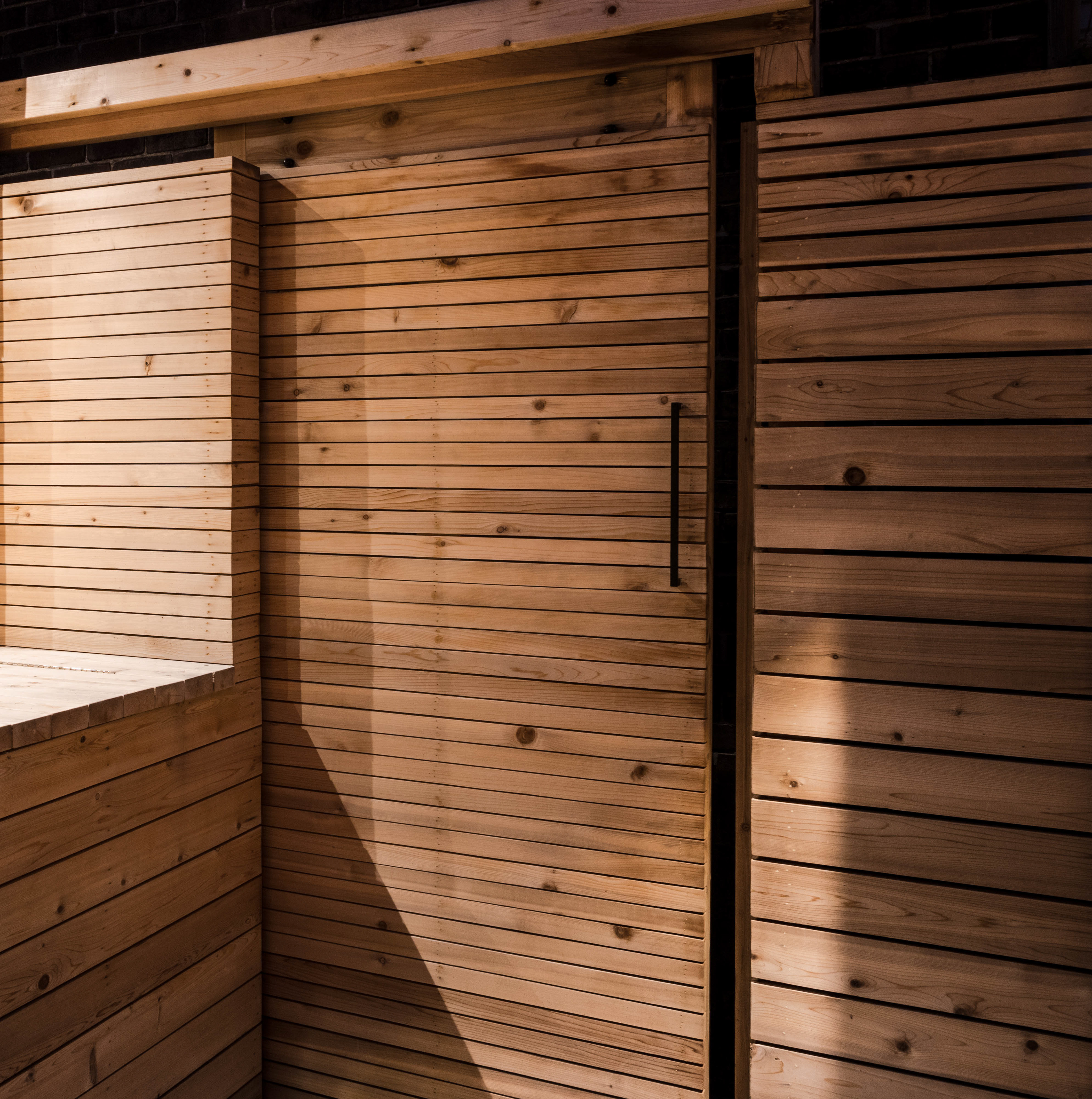 Leaside Landscaping - Toronto, ON