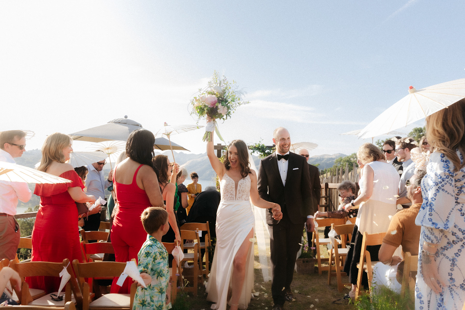 Bride and Groom get married overlooking Lake Sonoma in wine country