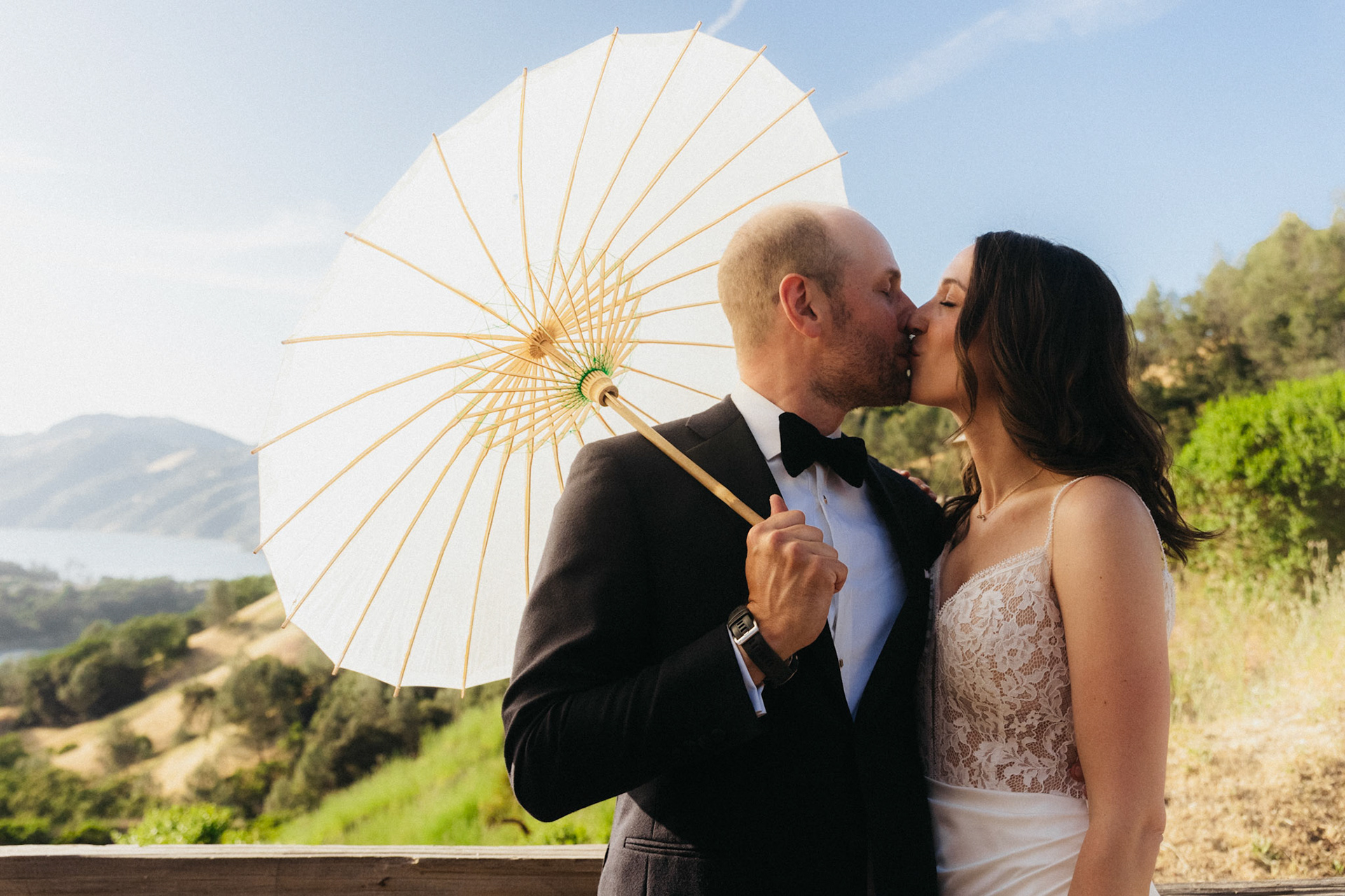 Bride and Groom get married overlooking Lake Sonoma in wine country